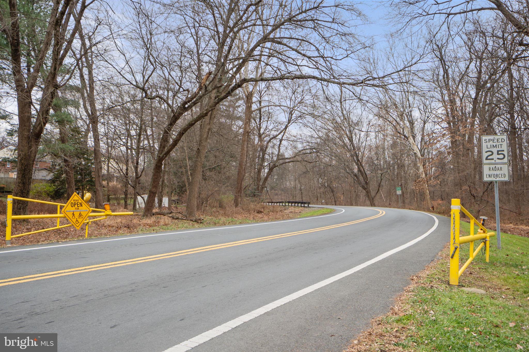 GLENVIEW - Residential