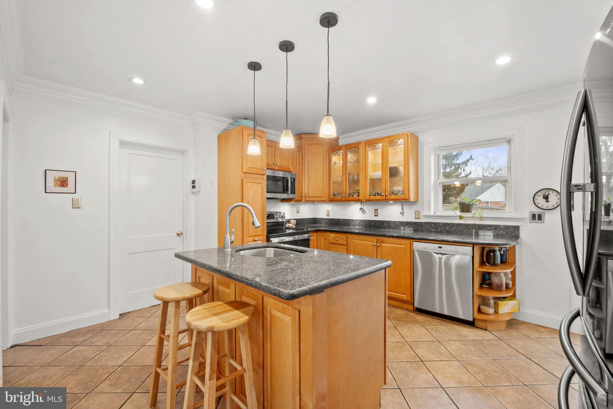 GLENVIEW - Residential