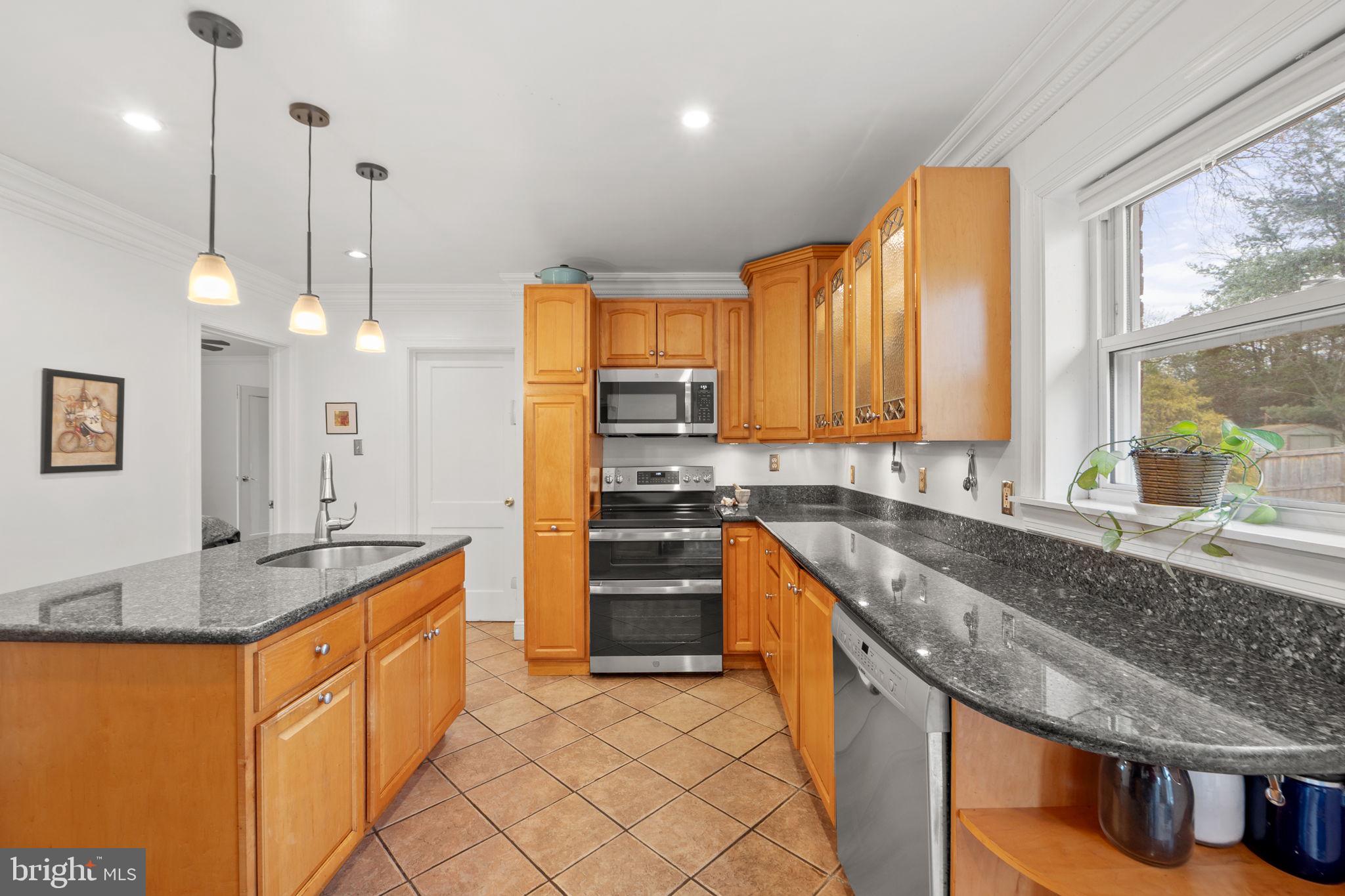 GLENVIEW - Residential