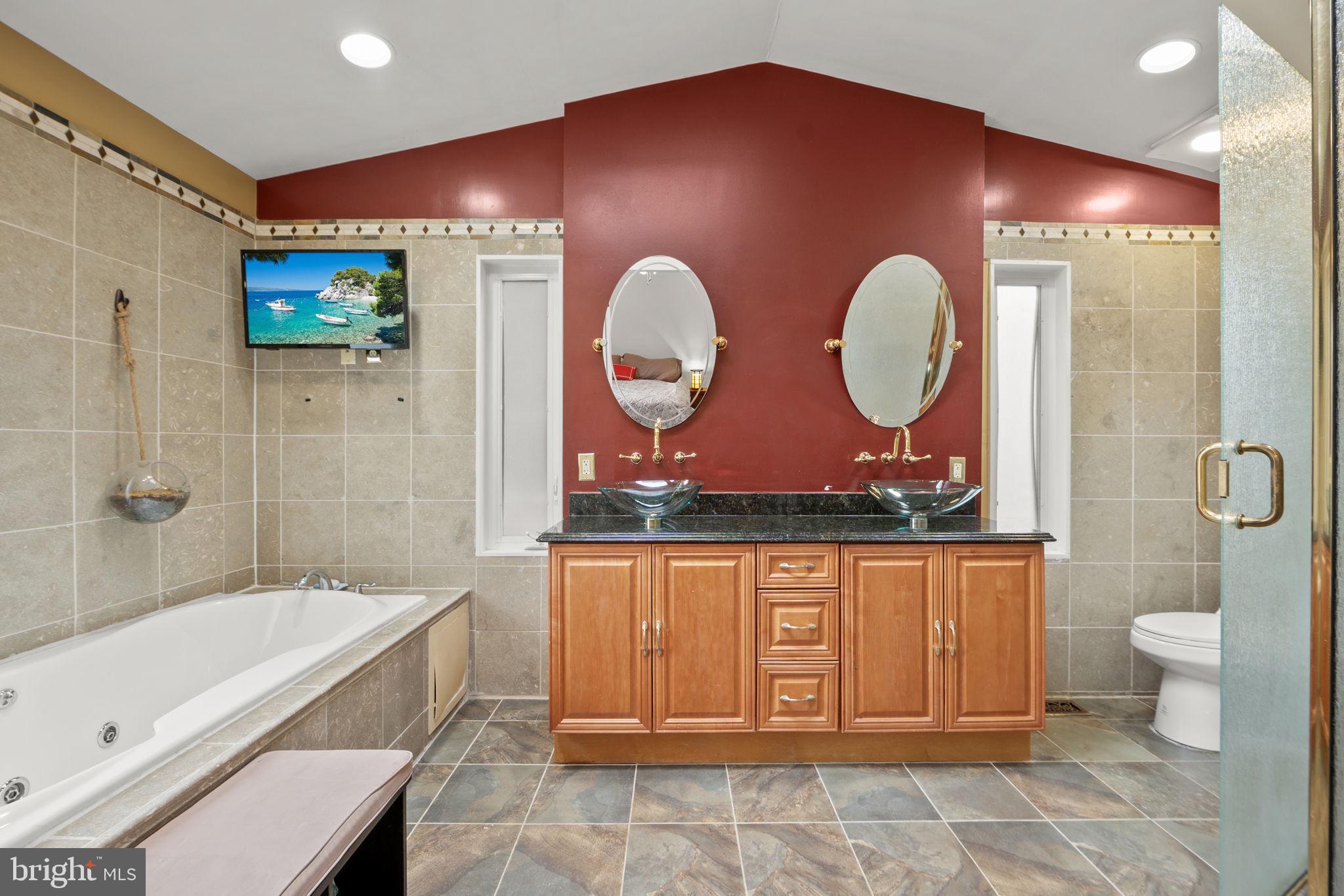 GLENVIEW - Residential