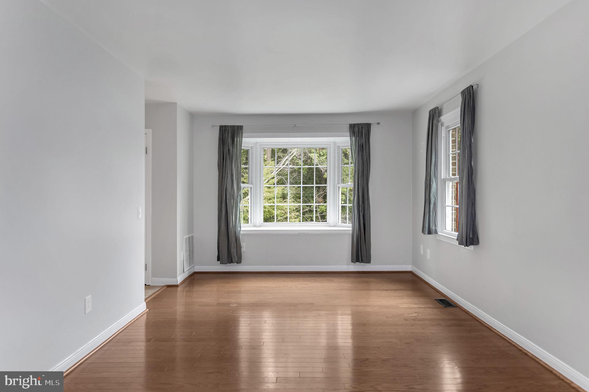 GLENWOOD MANOR - Residential Lease