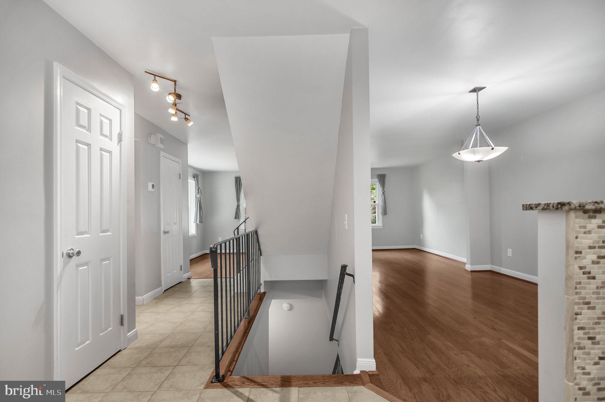 GLENWOOD MANOR - Residential Lease