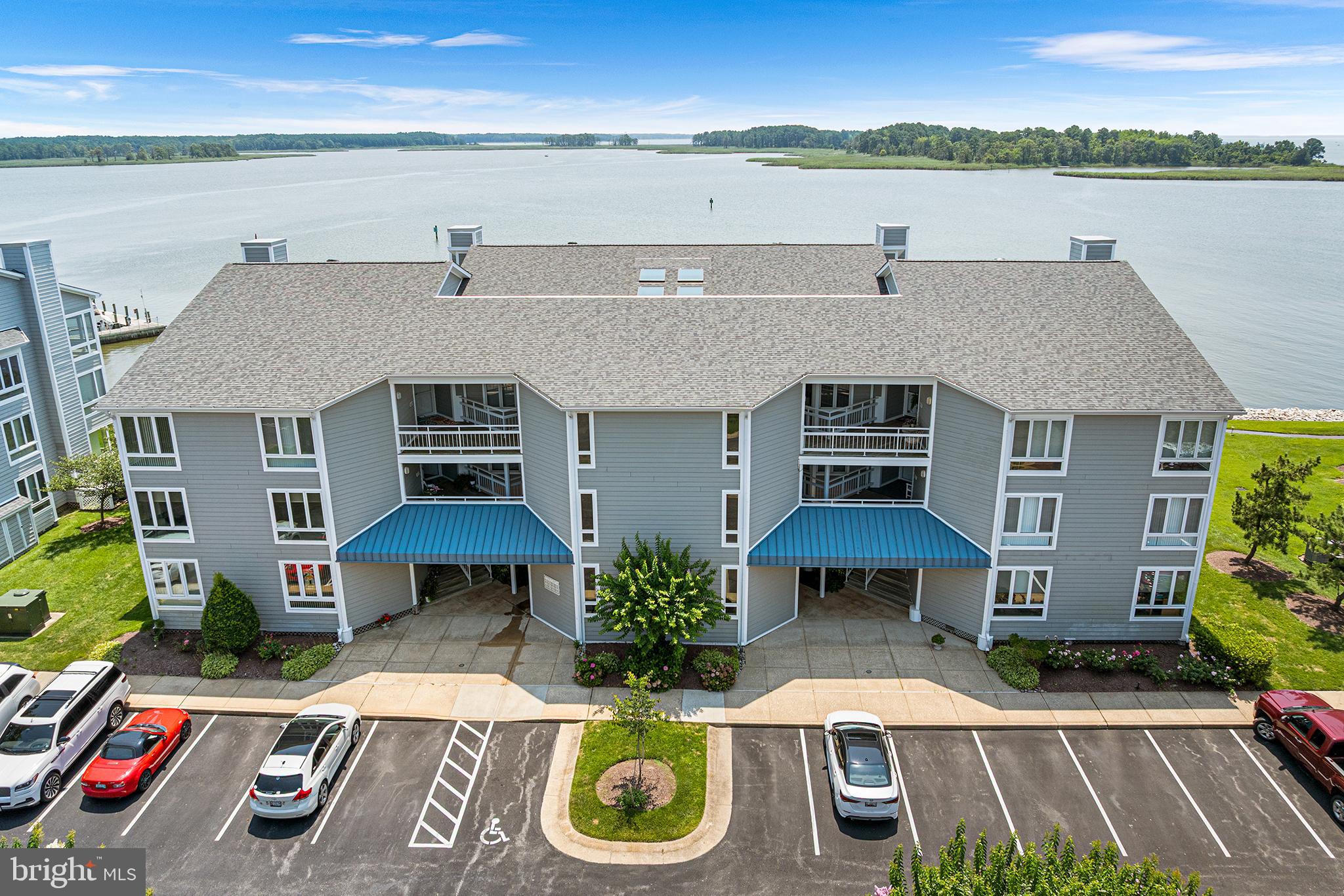721 OYSTER COVE DRIVE