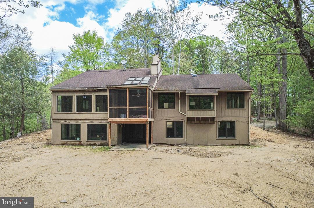 7322 LACKAWANNA DRIVE