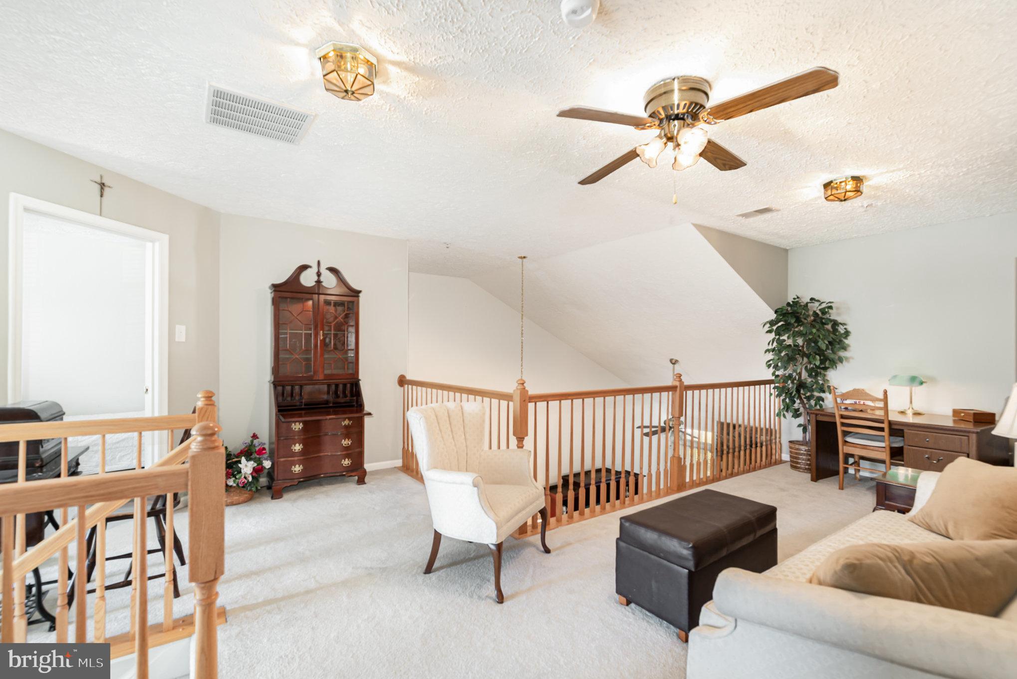 HOLLY WOODS CONDOMINIUMS - Residential