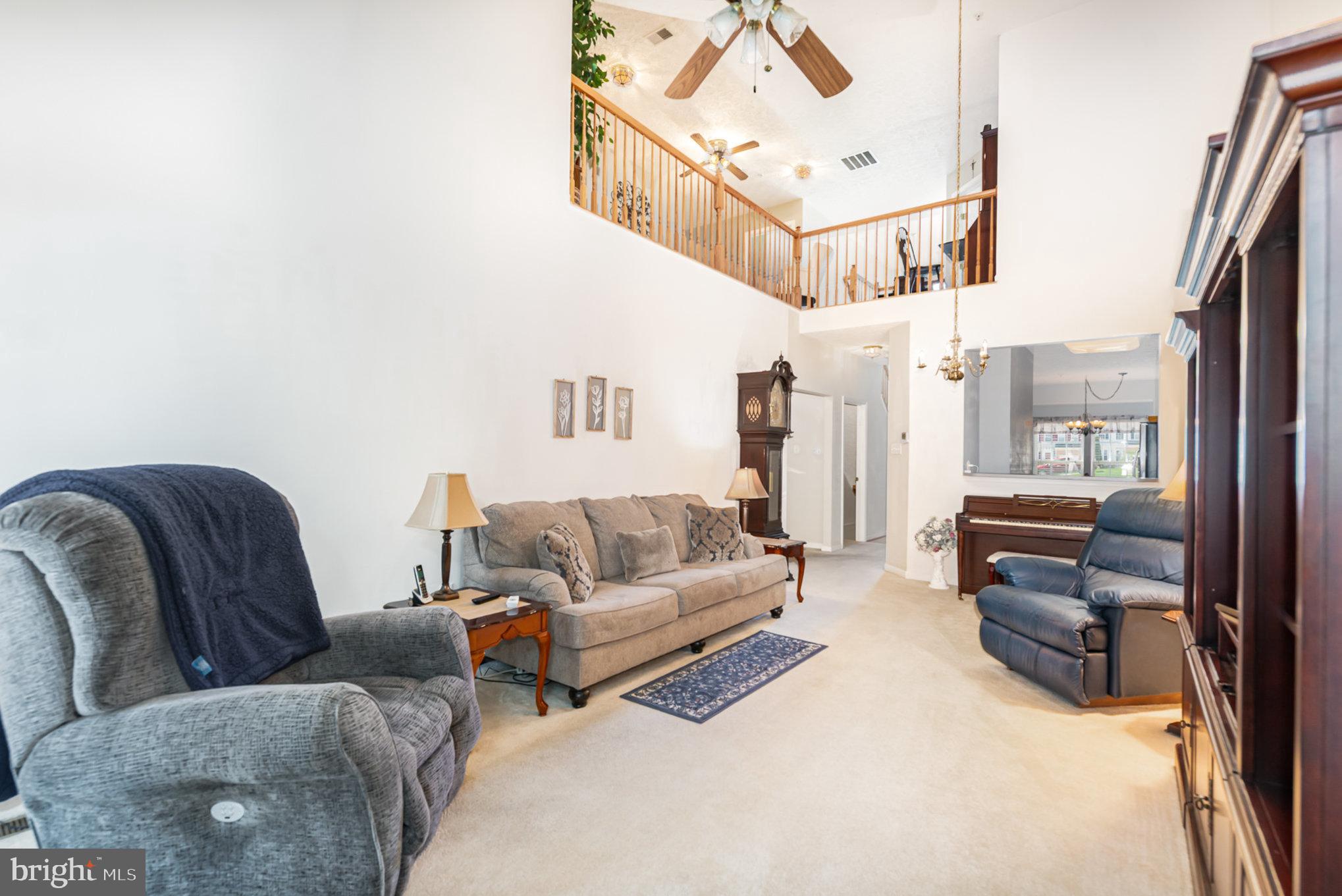 HOLLY WOODS CONDOMINIUMS - Residential