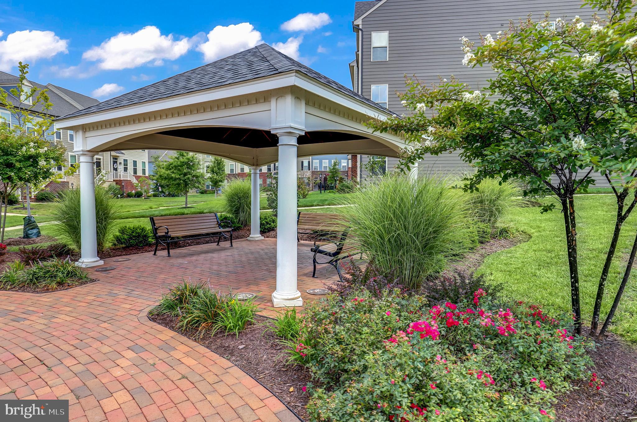 POTOMAC SHORES - Residential