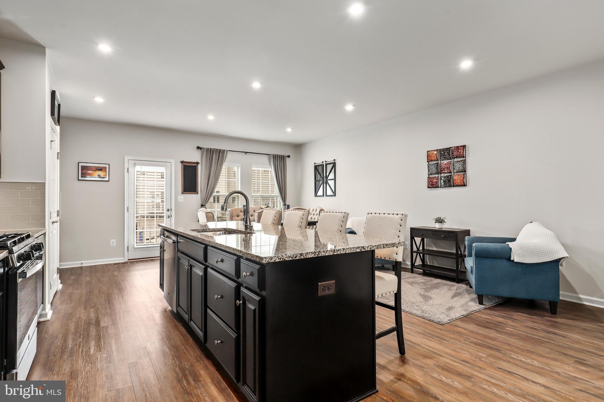 POTOMAC SHORES - Residential