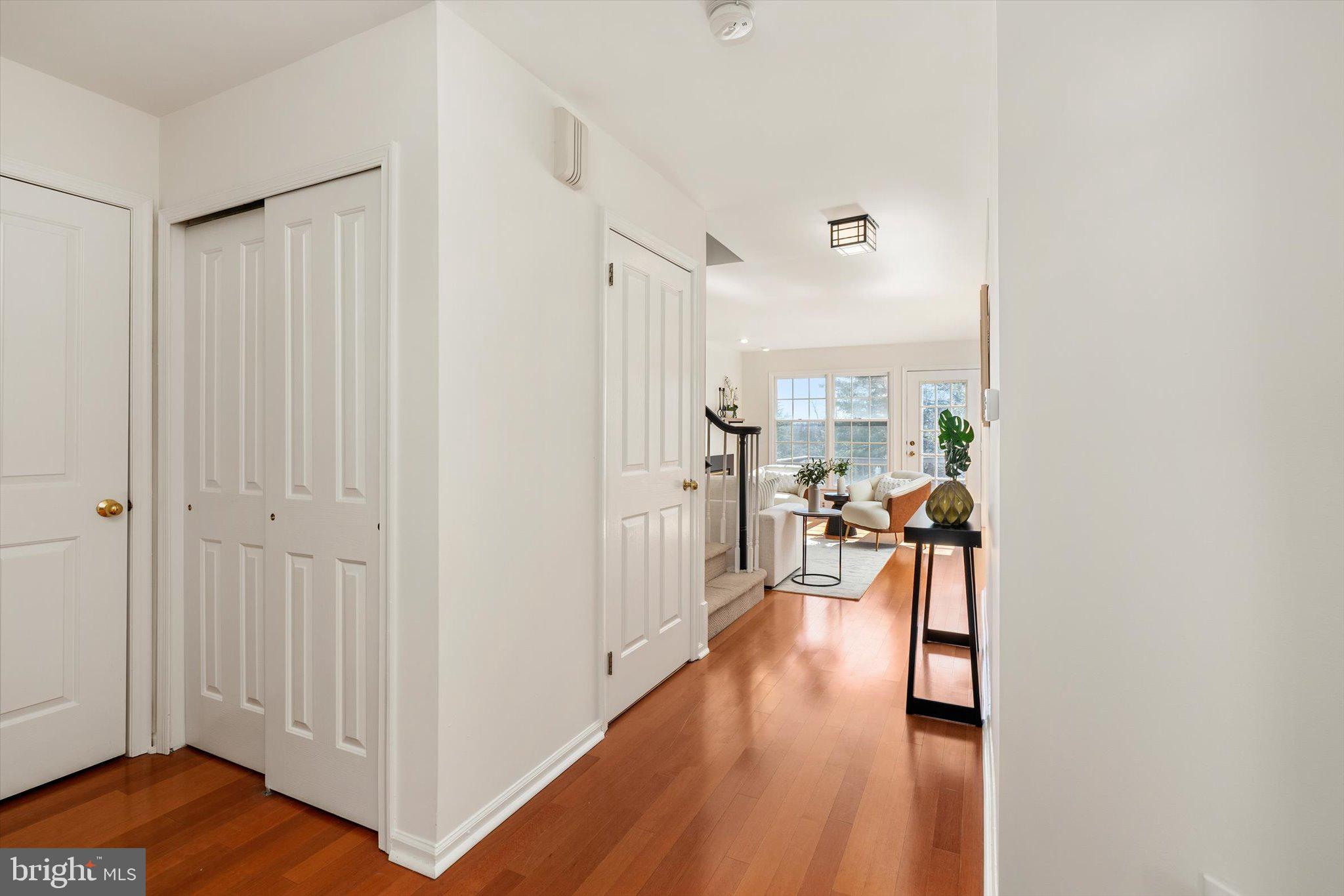 7 BENJAMIN RUSH LANE