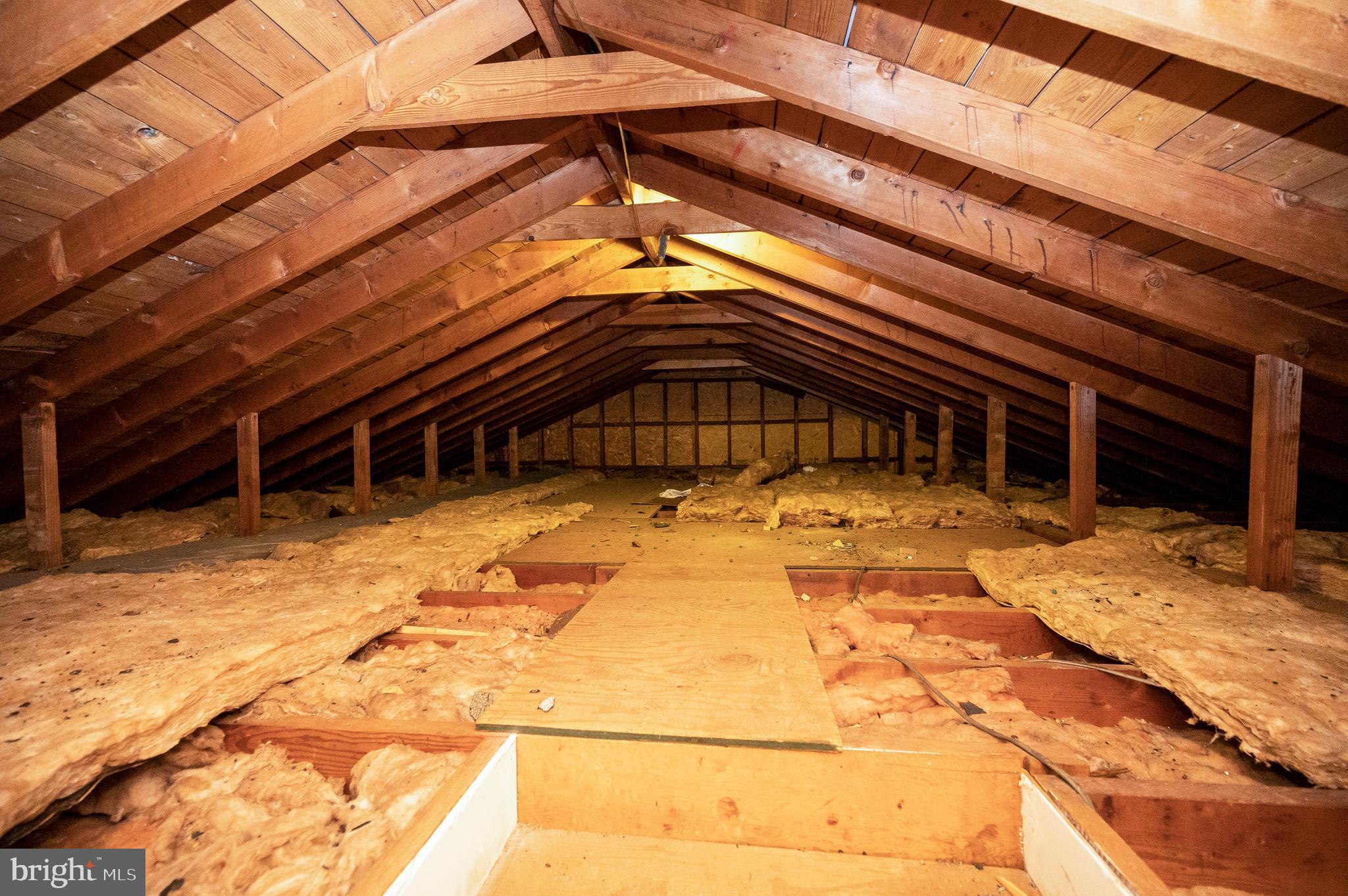 NORTH STAFFORD - Residential Lease