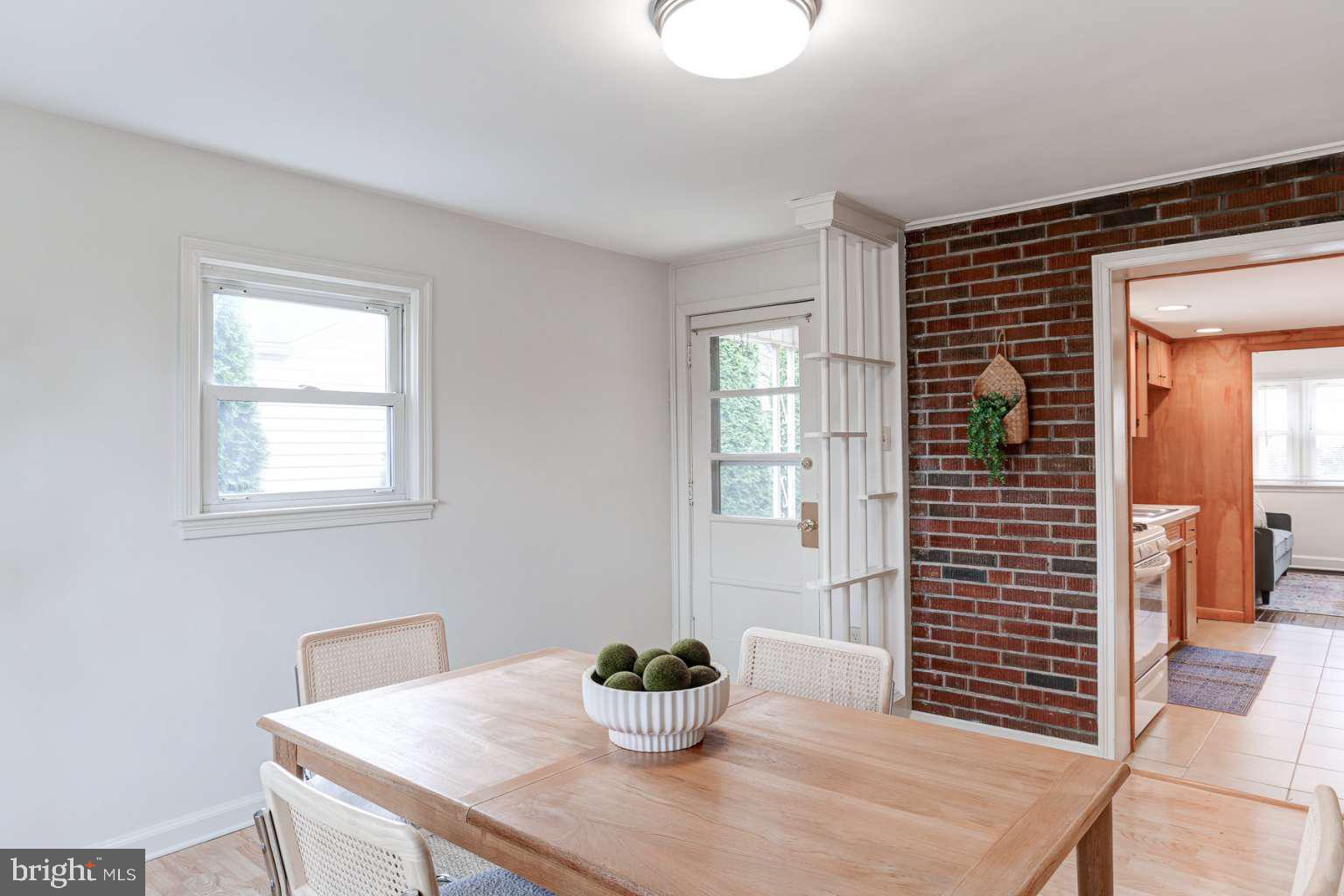 ROSEMONT - Residential