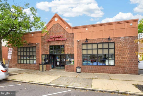 Photo of 367 E High Street, POTTSTOWN, PA 19464 (MLS # PAMC2197224)