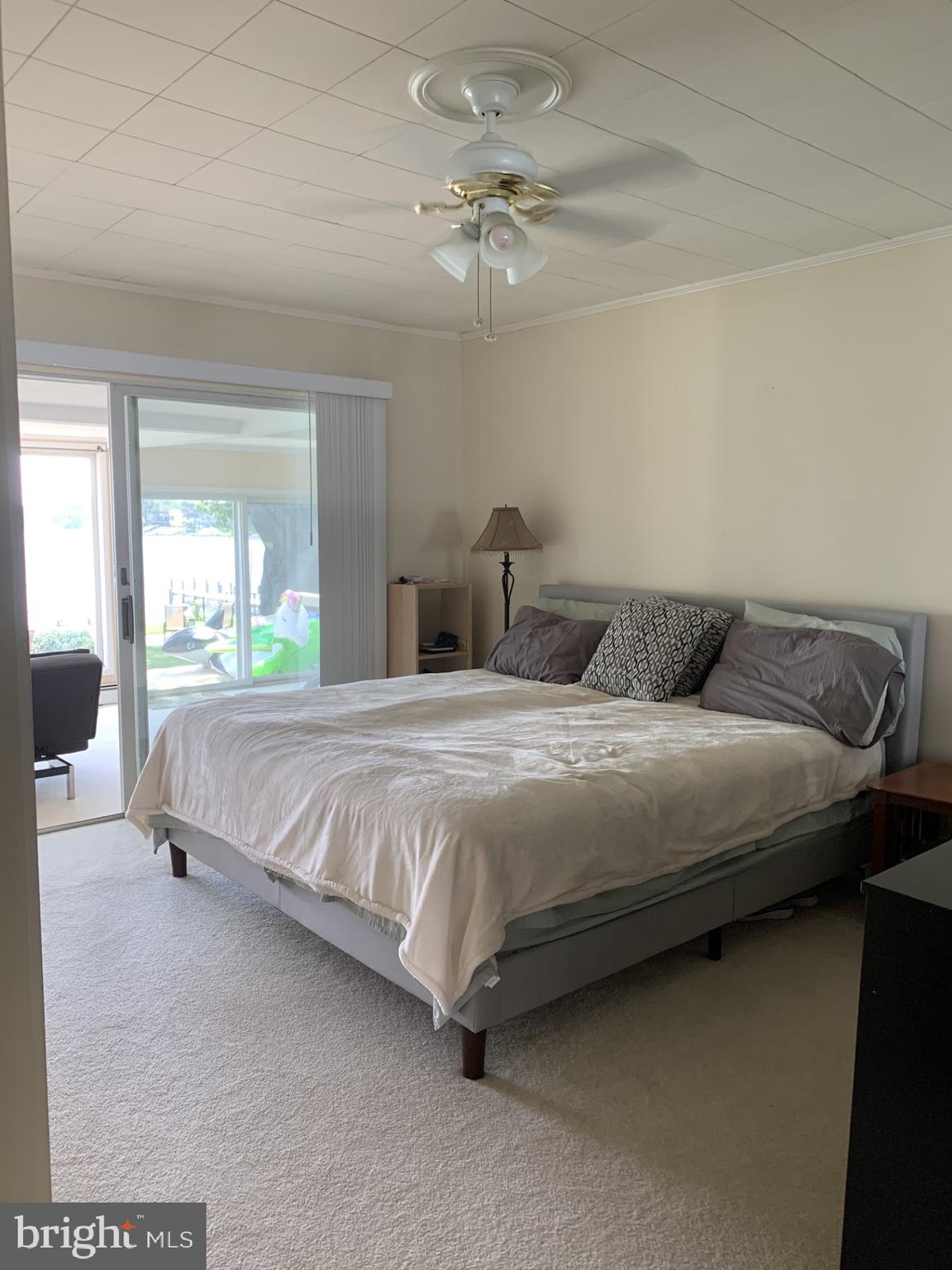 BROADWATER BEACH - Residential Lease