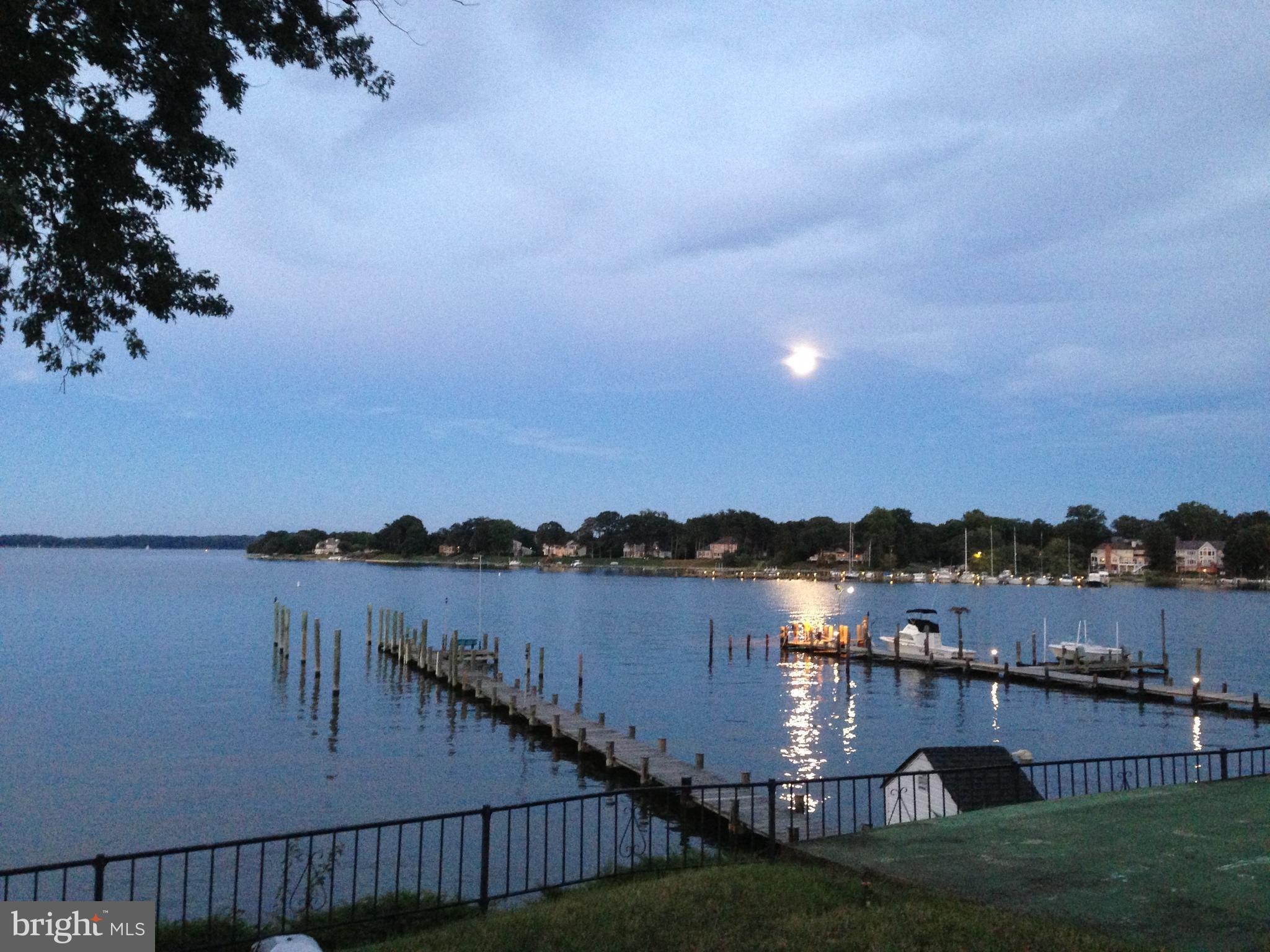 BROADWATER BEACH - Residential Lease