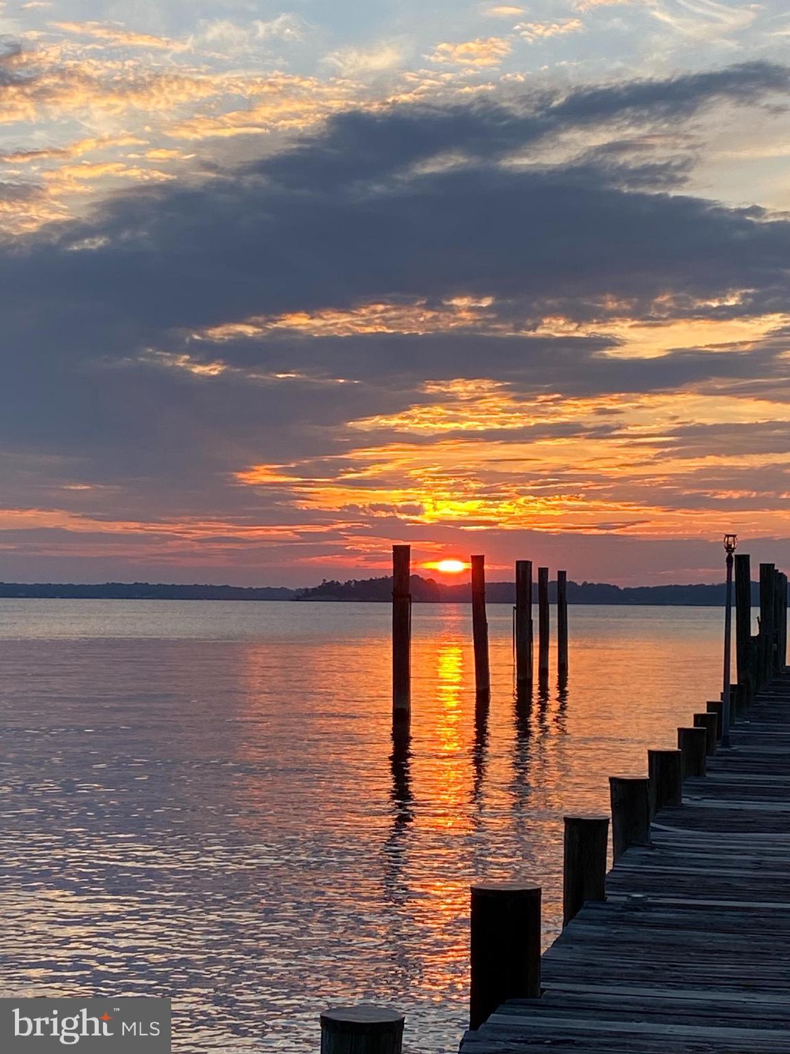 BROADWATER BEACH - Residential Lease