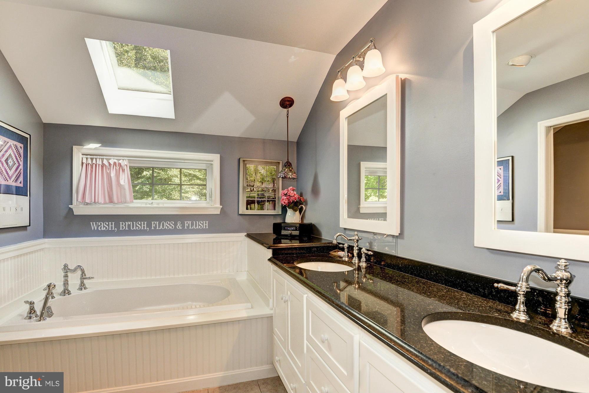 RIVER FALLS - Residential