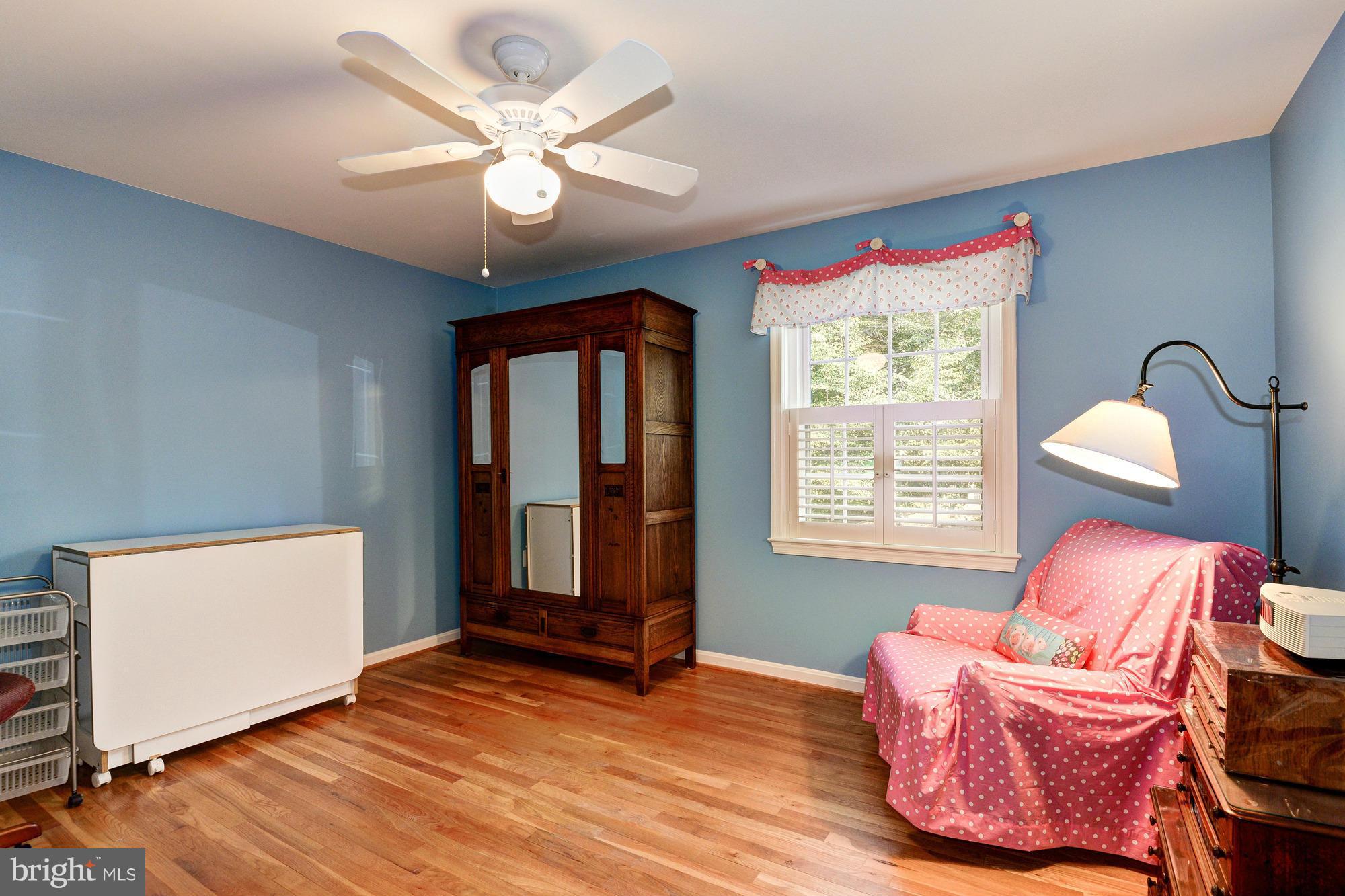 RIVER FALLS - Residential