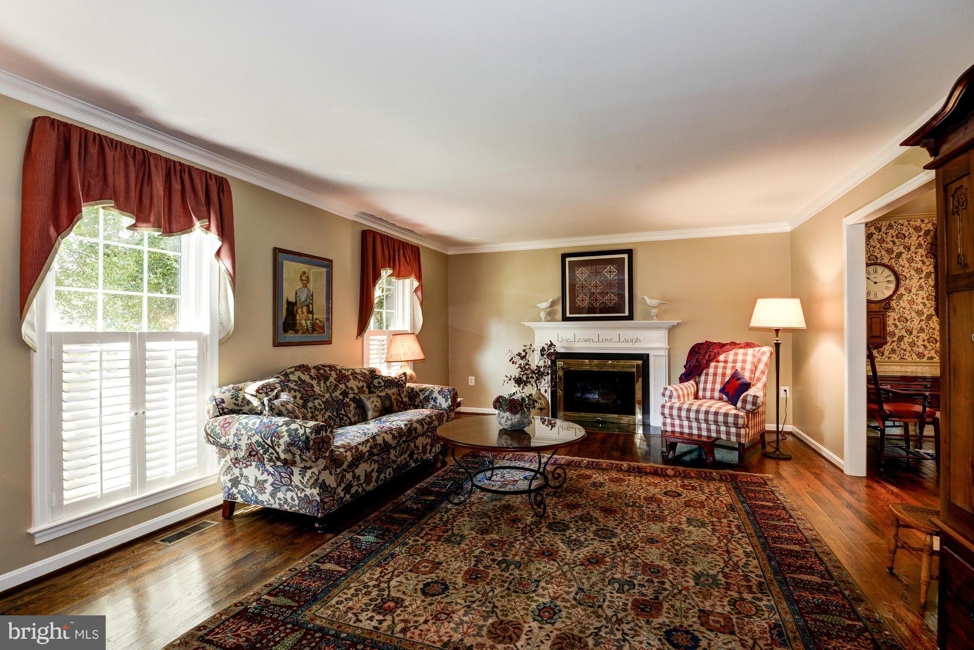 RIVER FALLS - Residential