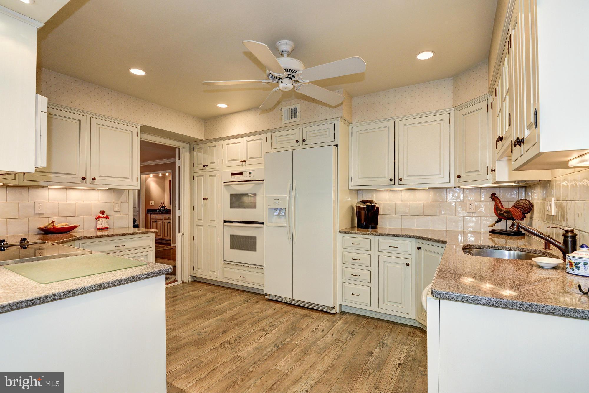 RIVER FALLS - Residential