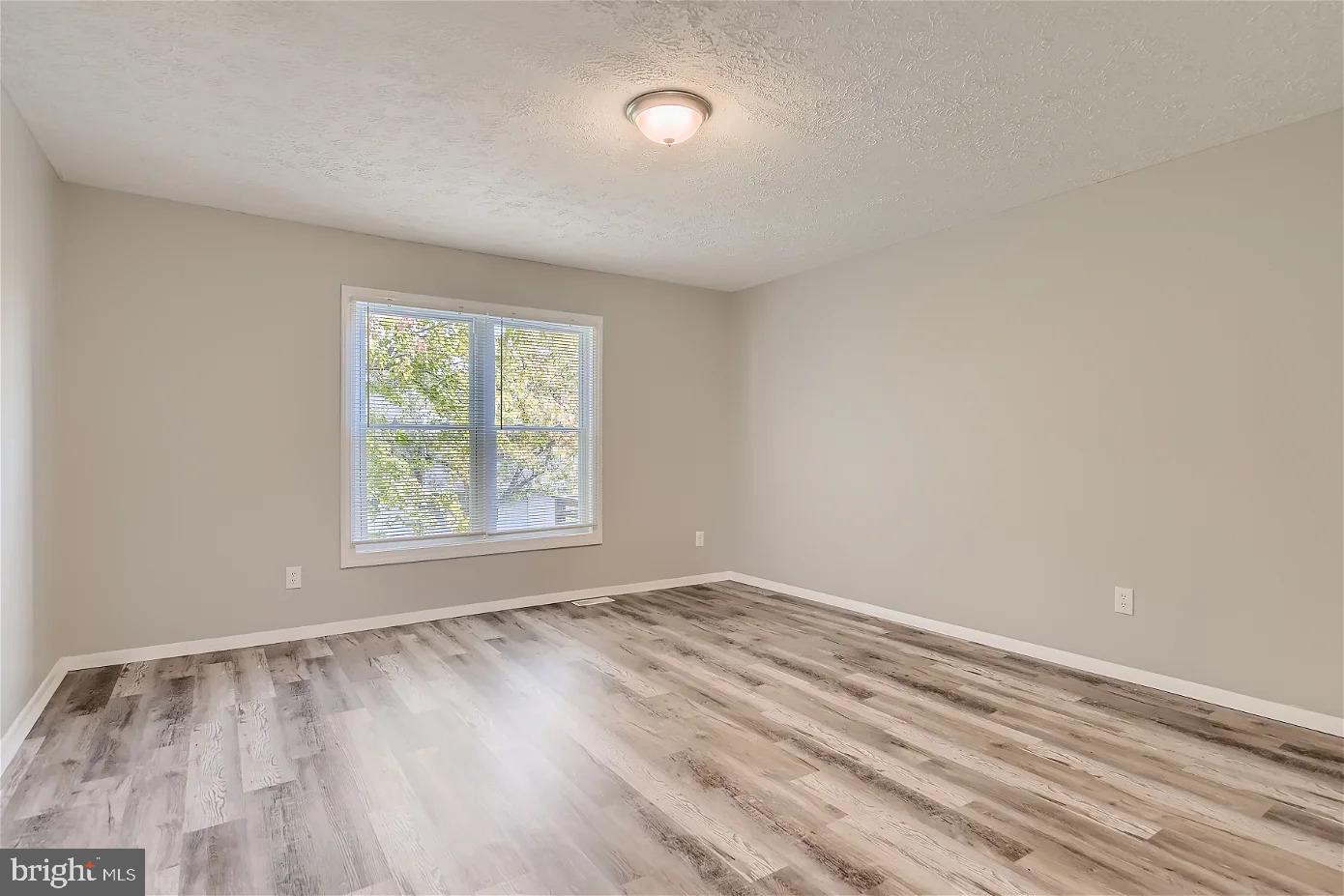 WATER GATE - Residential