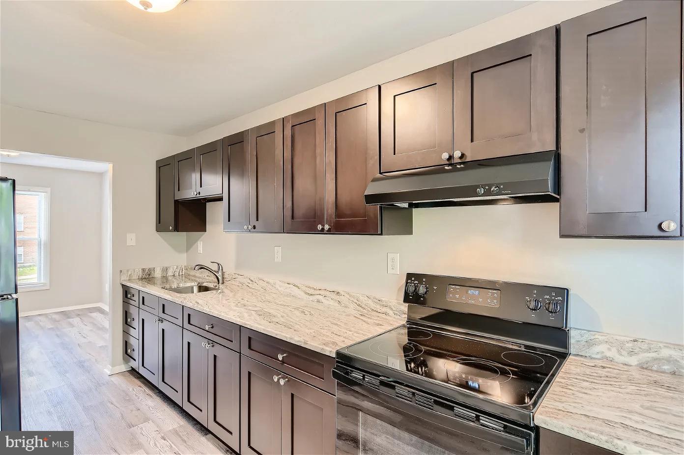 WATER GATE - Residential