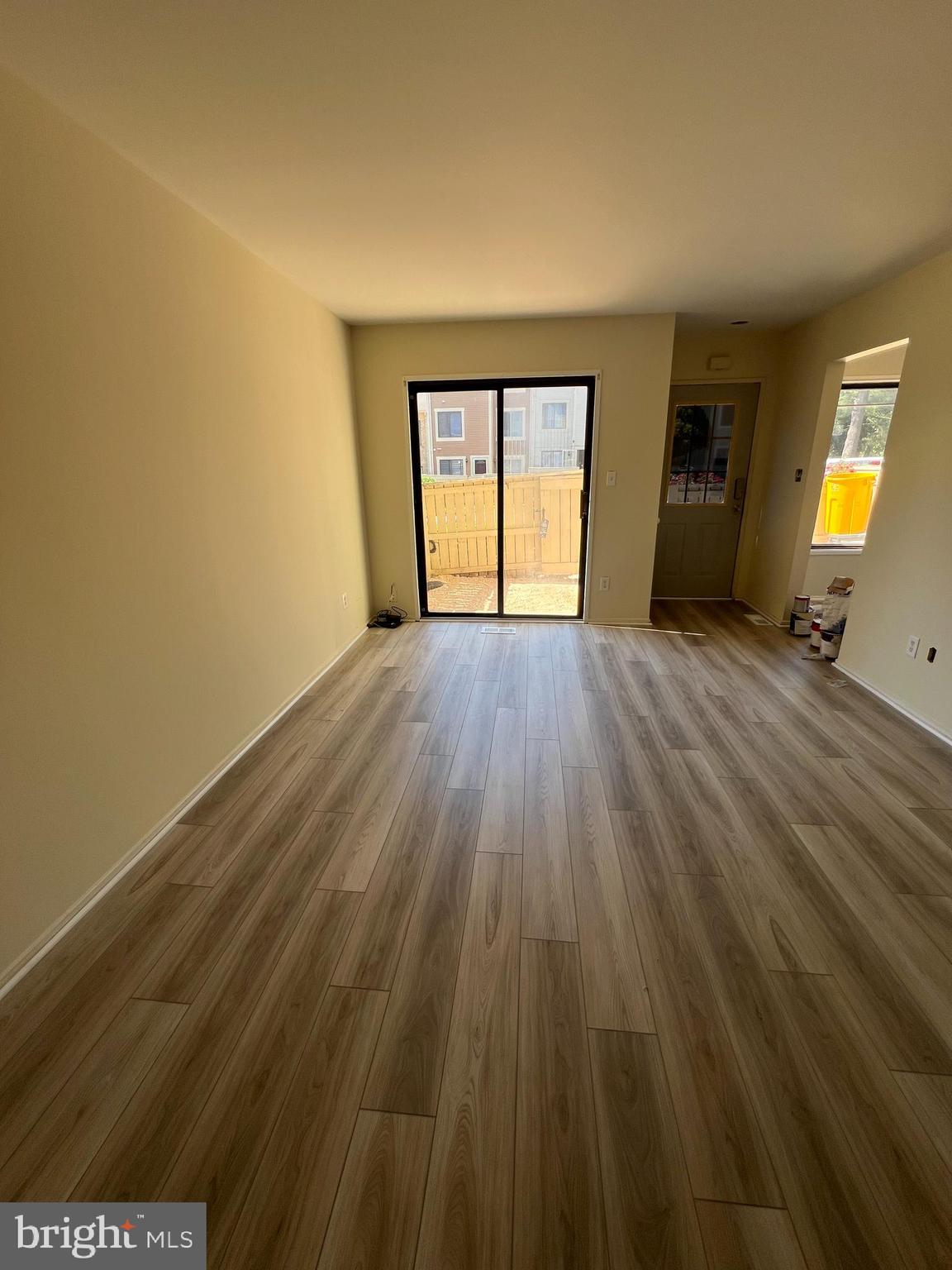 ESSEX PLACE - Residential