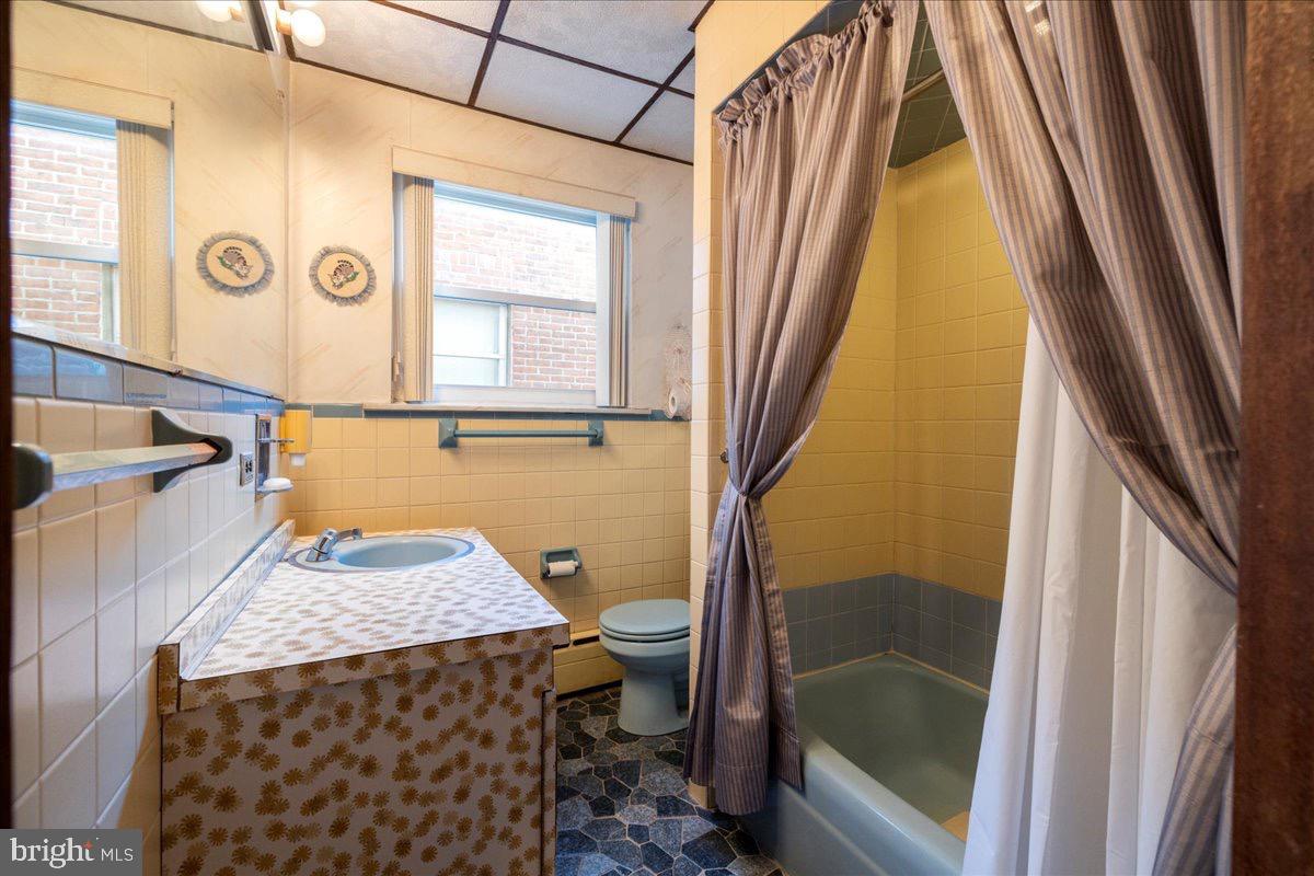 LOWER MOYAMENSING - Residential