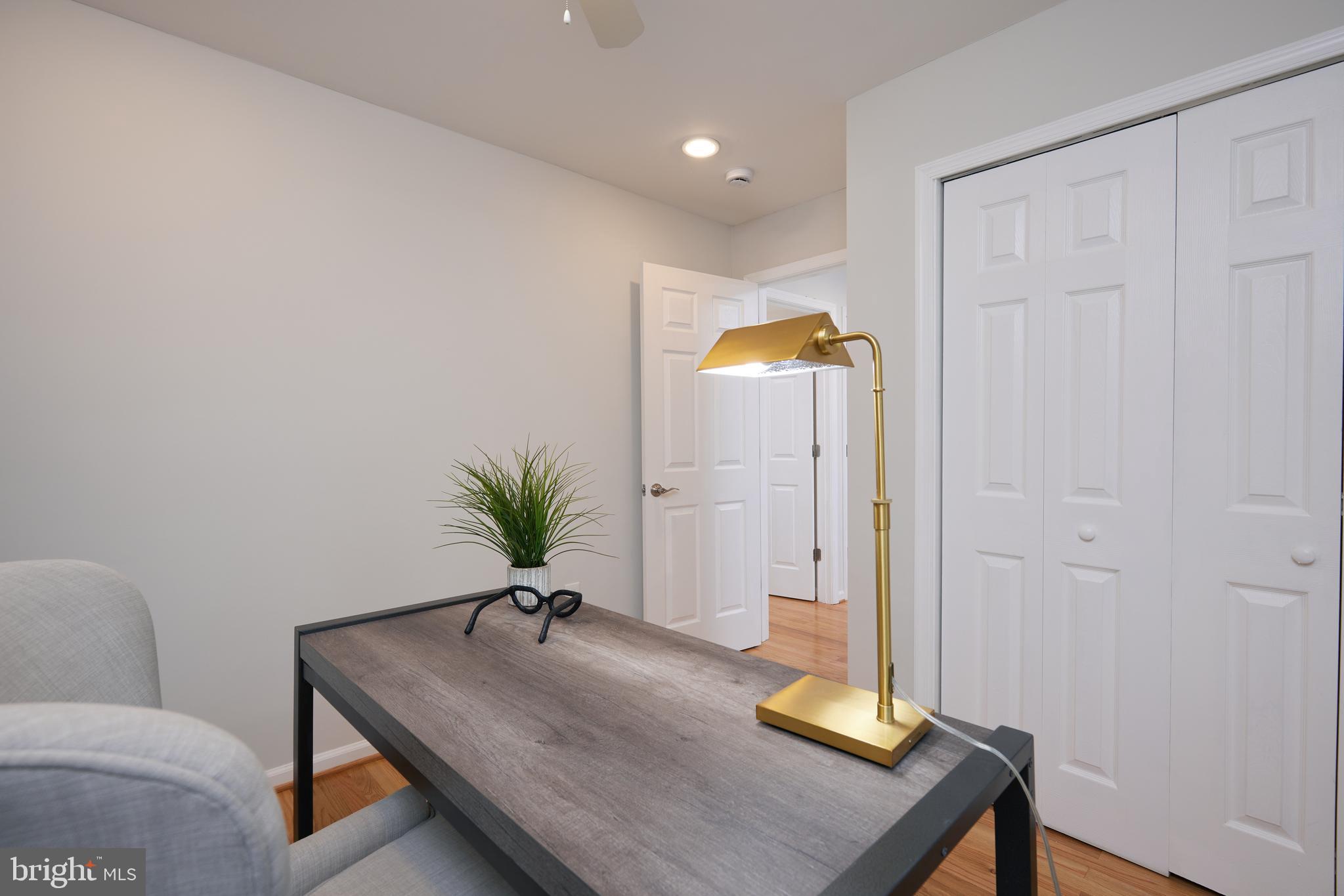 CONNECTICUT GARDENS - Residential