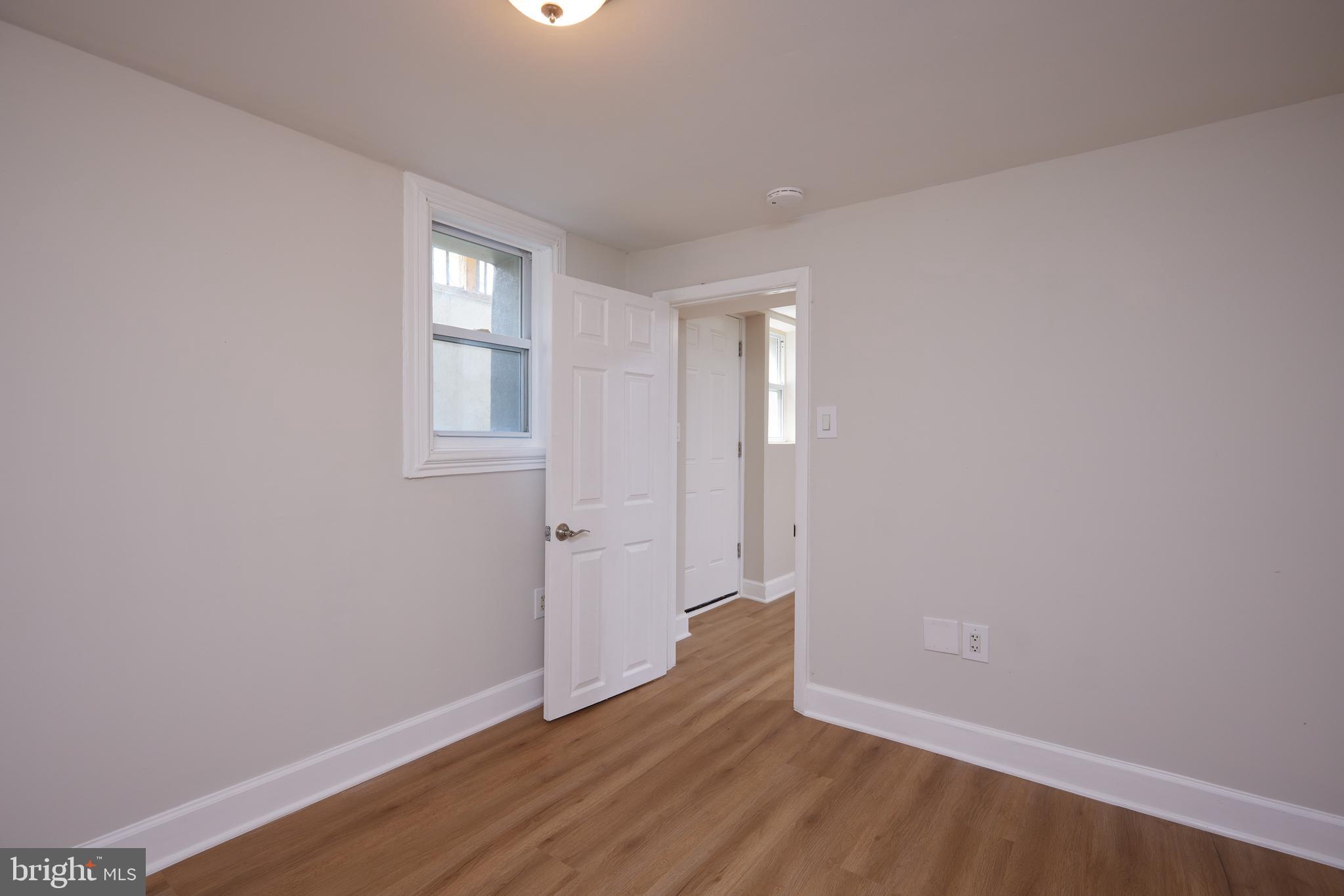 CONNECTICUT GARDENS - Residential