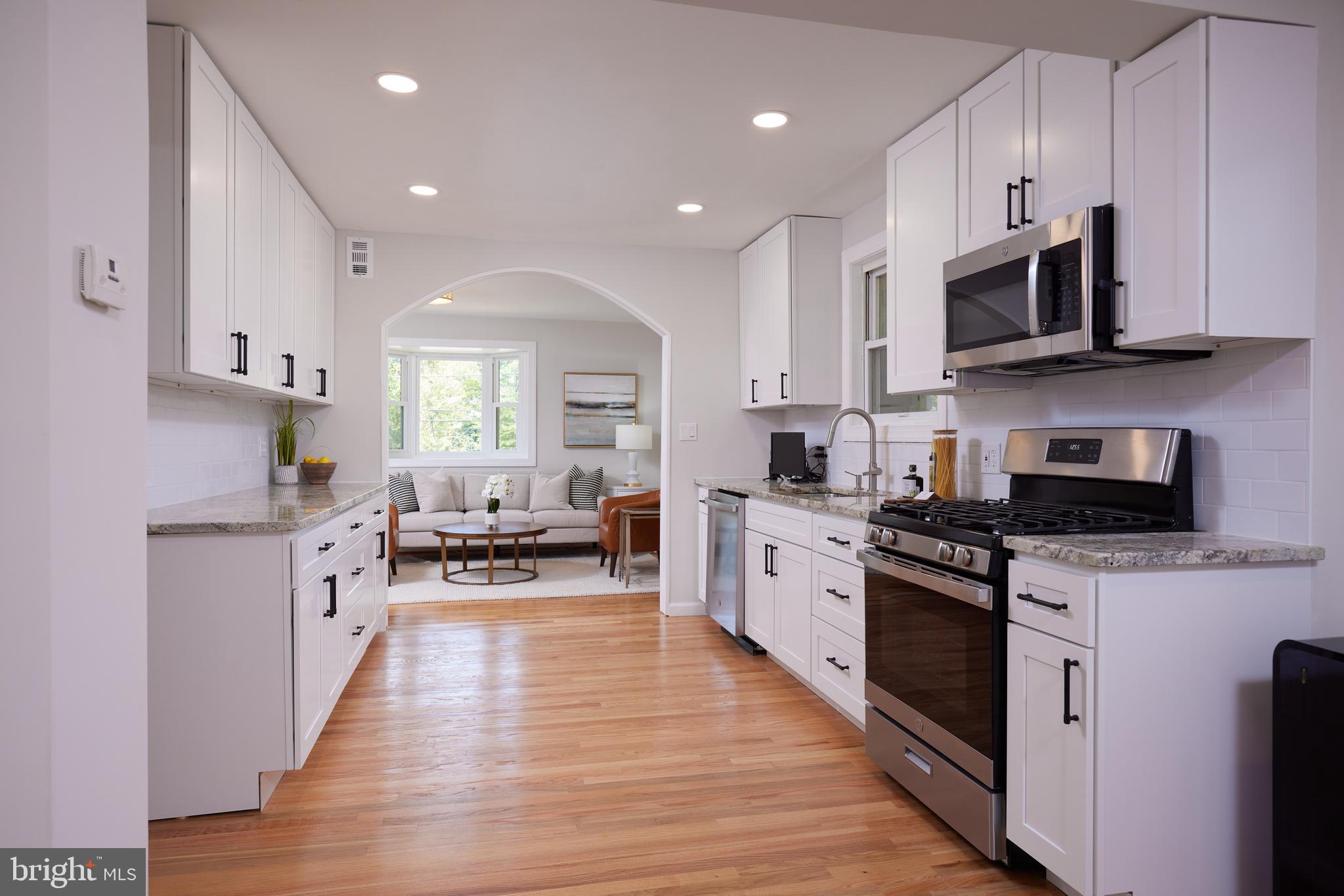 CONNECTICUT GARDENS - Residential