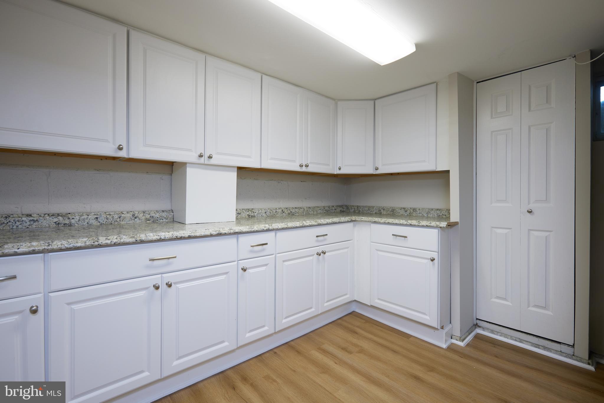 CONNECTICUT GARDENS - Residential