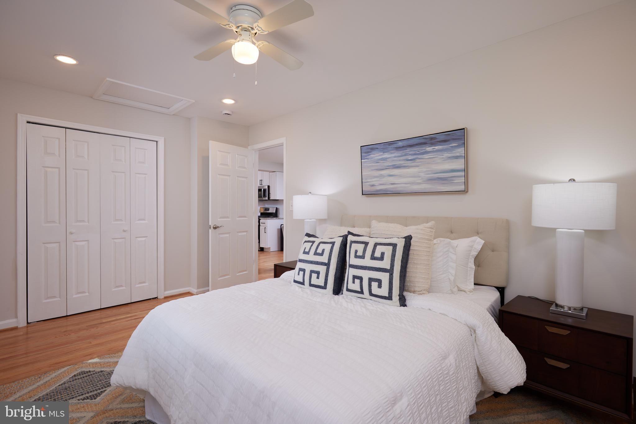 CONNECTICUT GARDENS - Residential