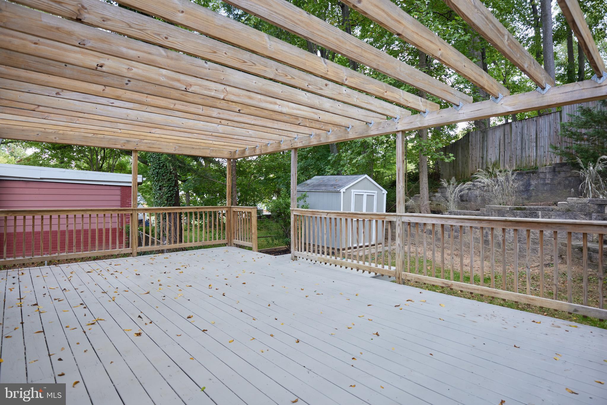 CONNECTICUT GARDENS - Residential