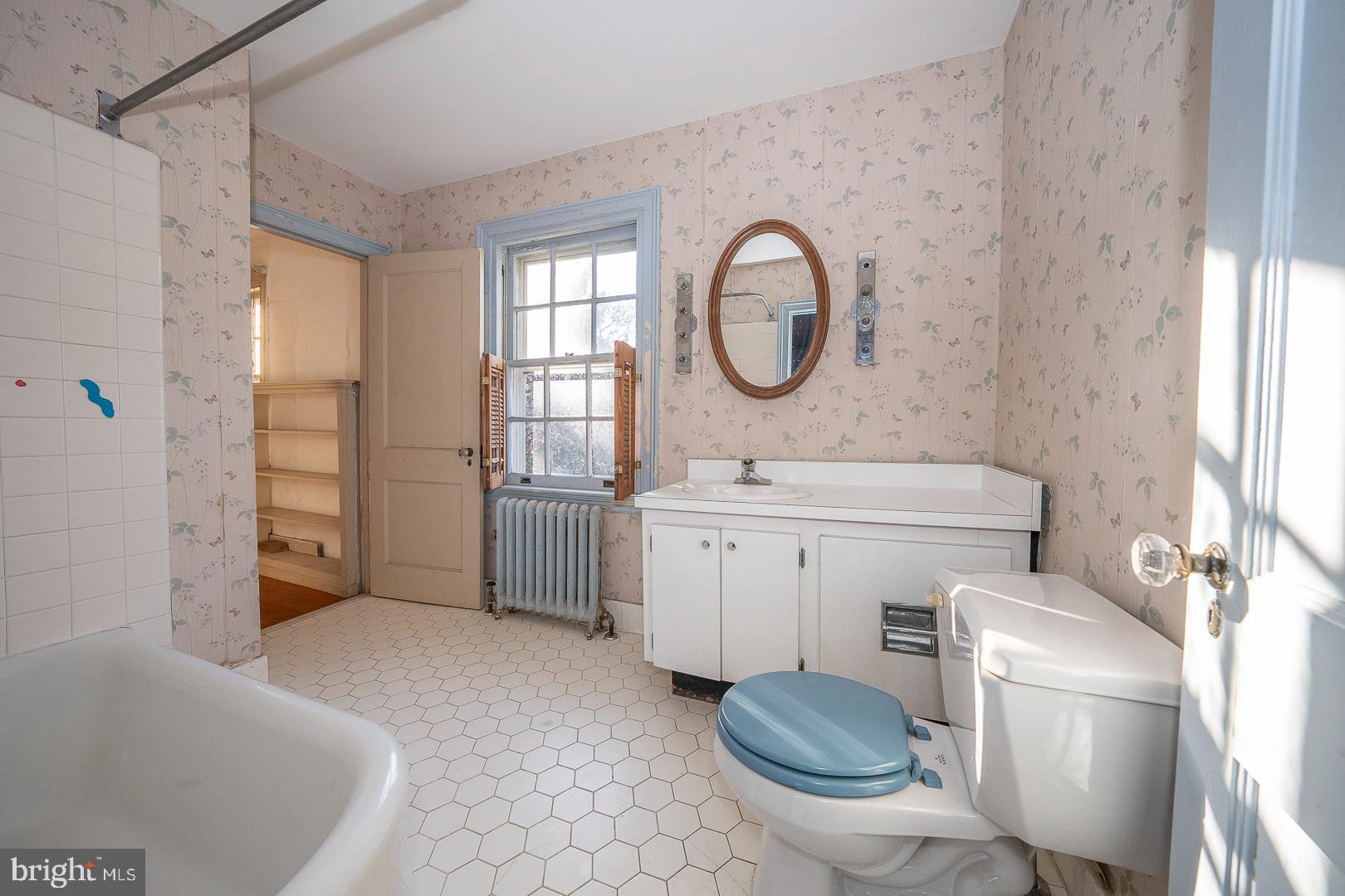 SOUTH WAYNE - Residential