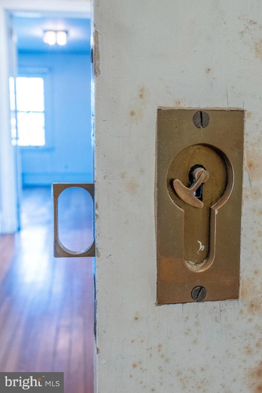 SOUTH WAYNE - Residential