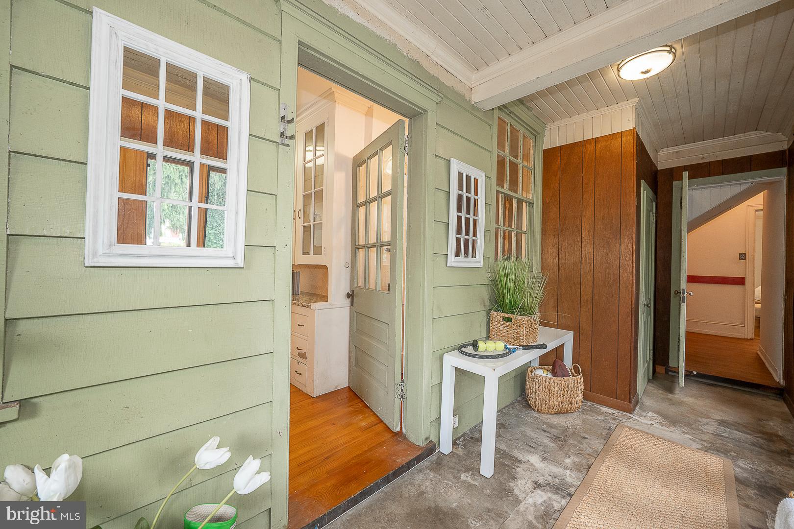 SOUTH WAYNE - Residential