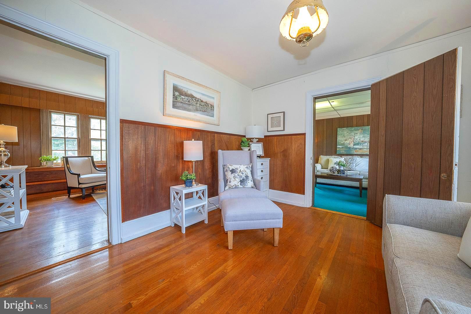 SOUTH WAYNE - Residential