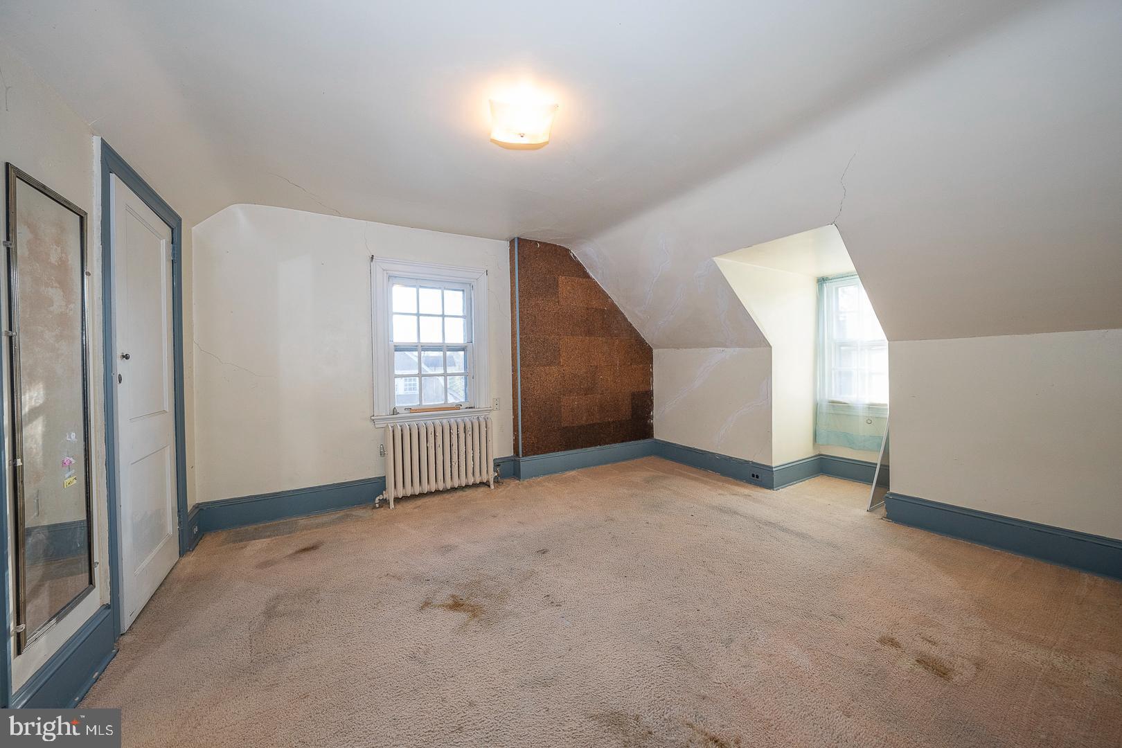 SOUTH WAYNE - Residential