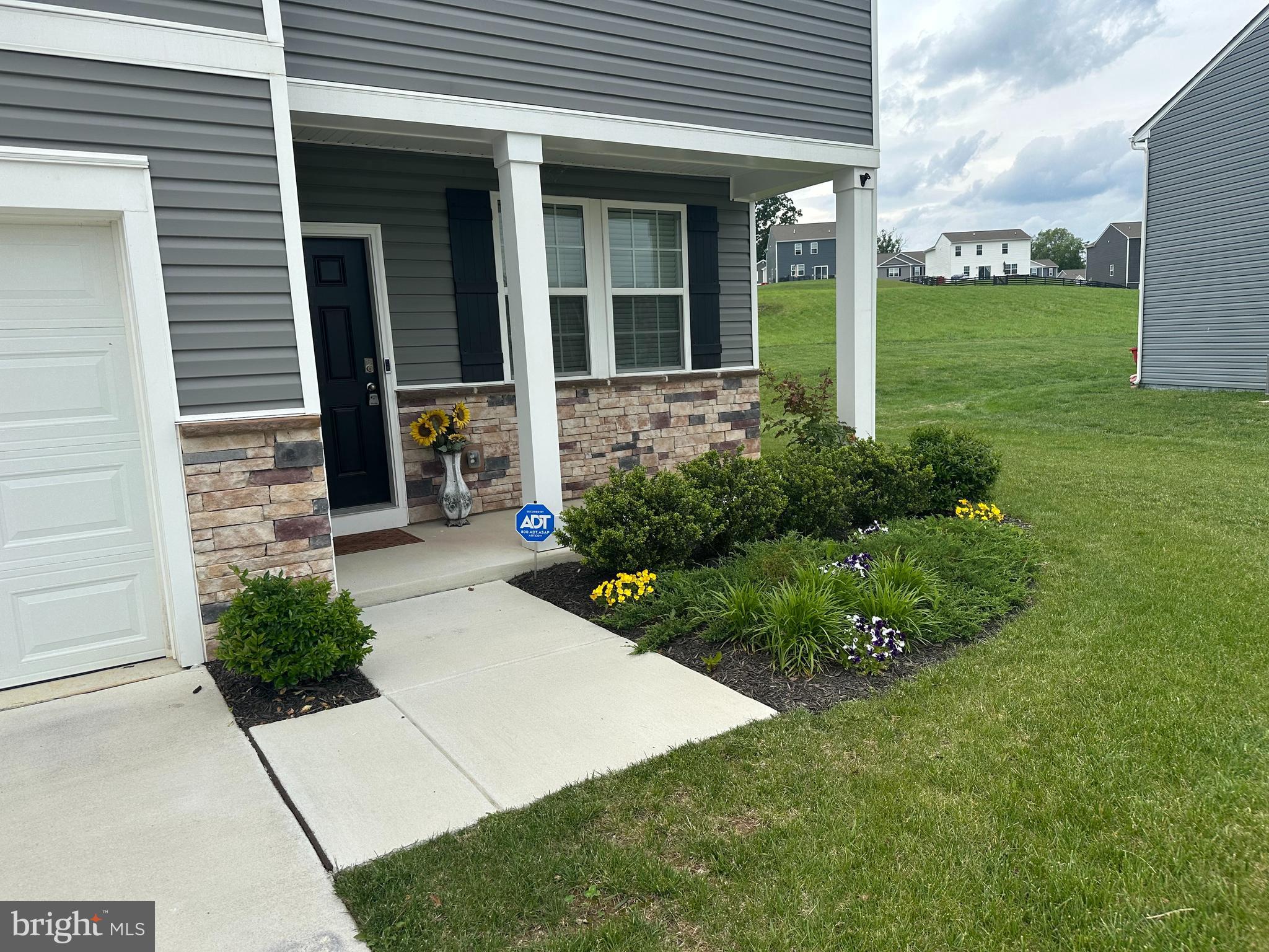 115 BELL TOWER LANE