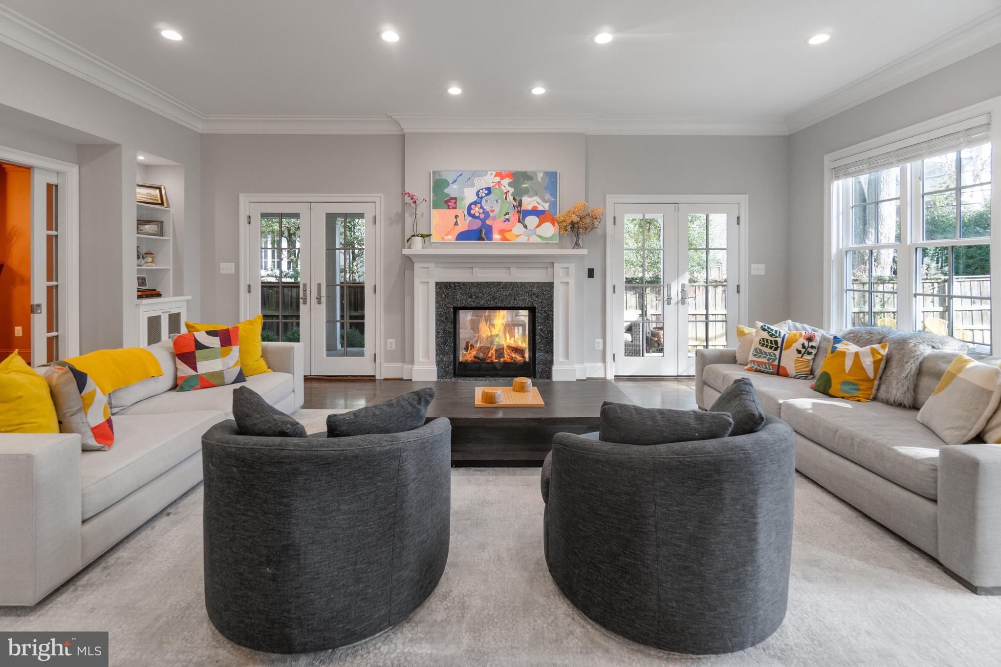 CHEVY CHASE VILLAGE - Residential