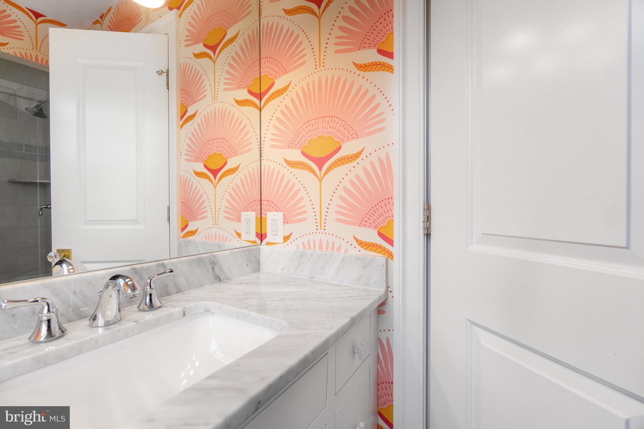 CHEVY CHASE VILLAGE - Residential