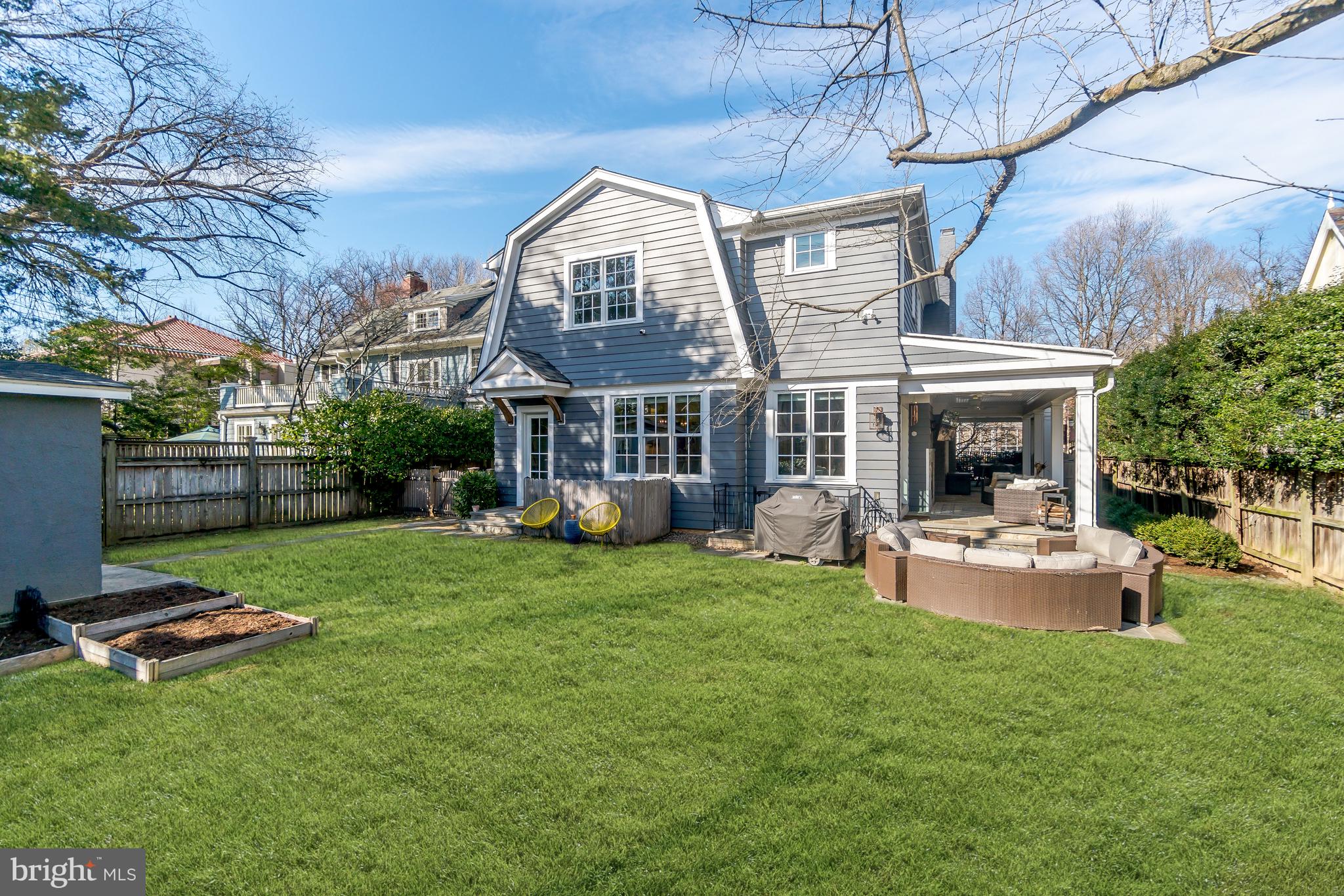 CHEVY CHASE VILLAGE - Residential