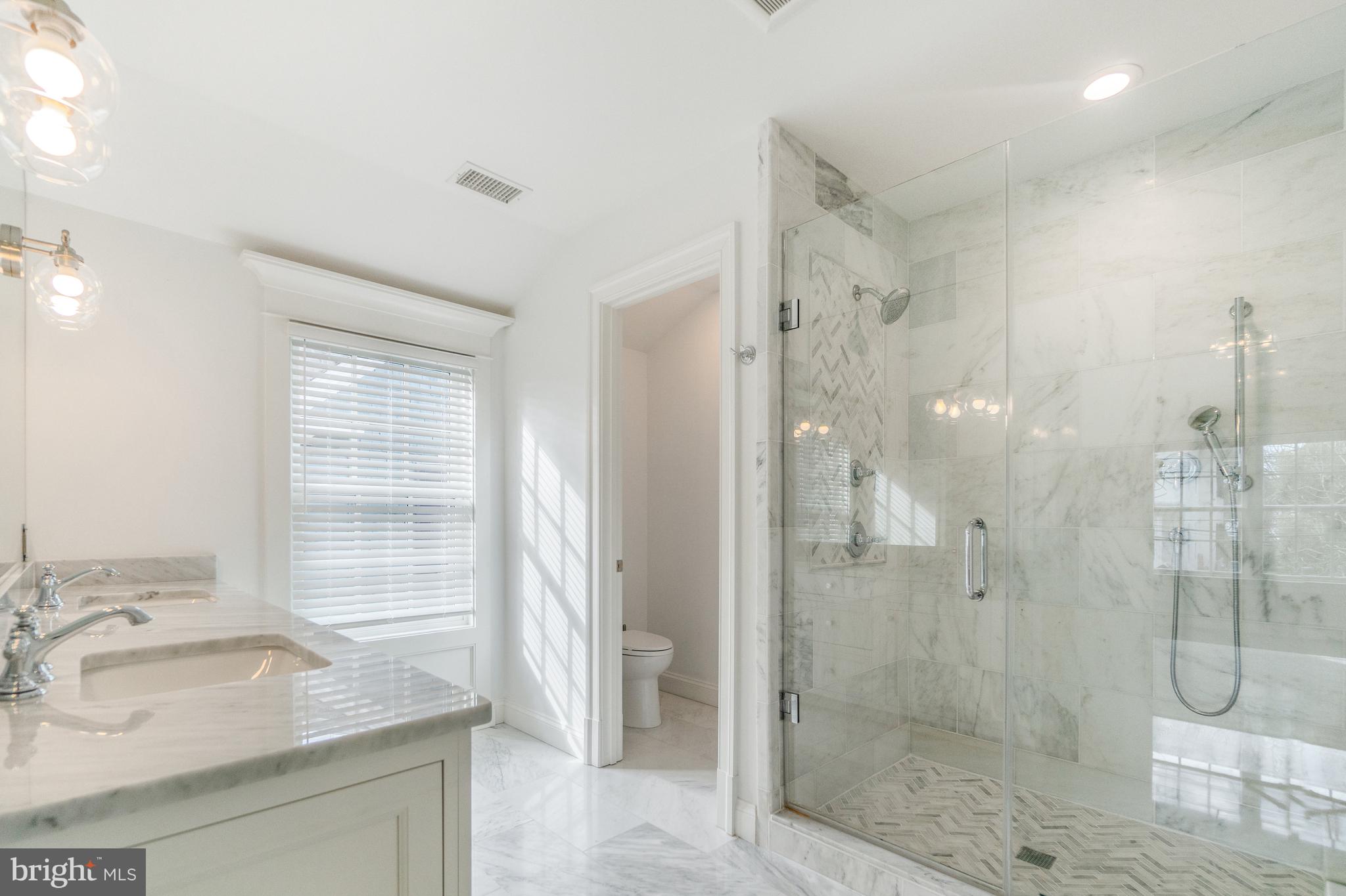 CHEVY CHASE VILLAGE - Residential