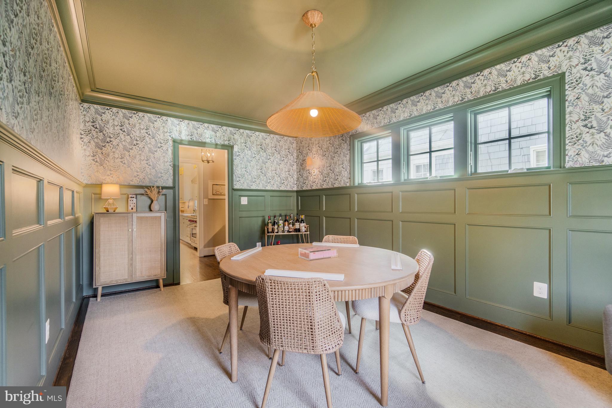 CHEVY CHASE VILLAGE - Residential