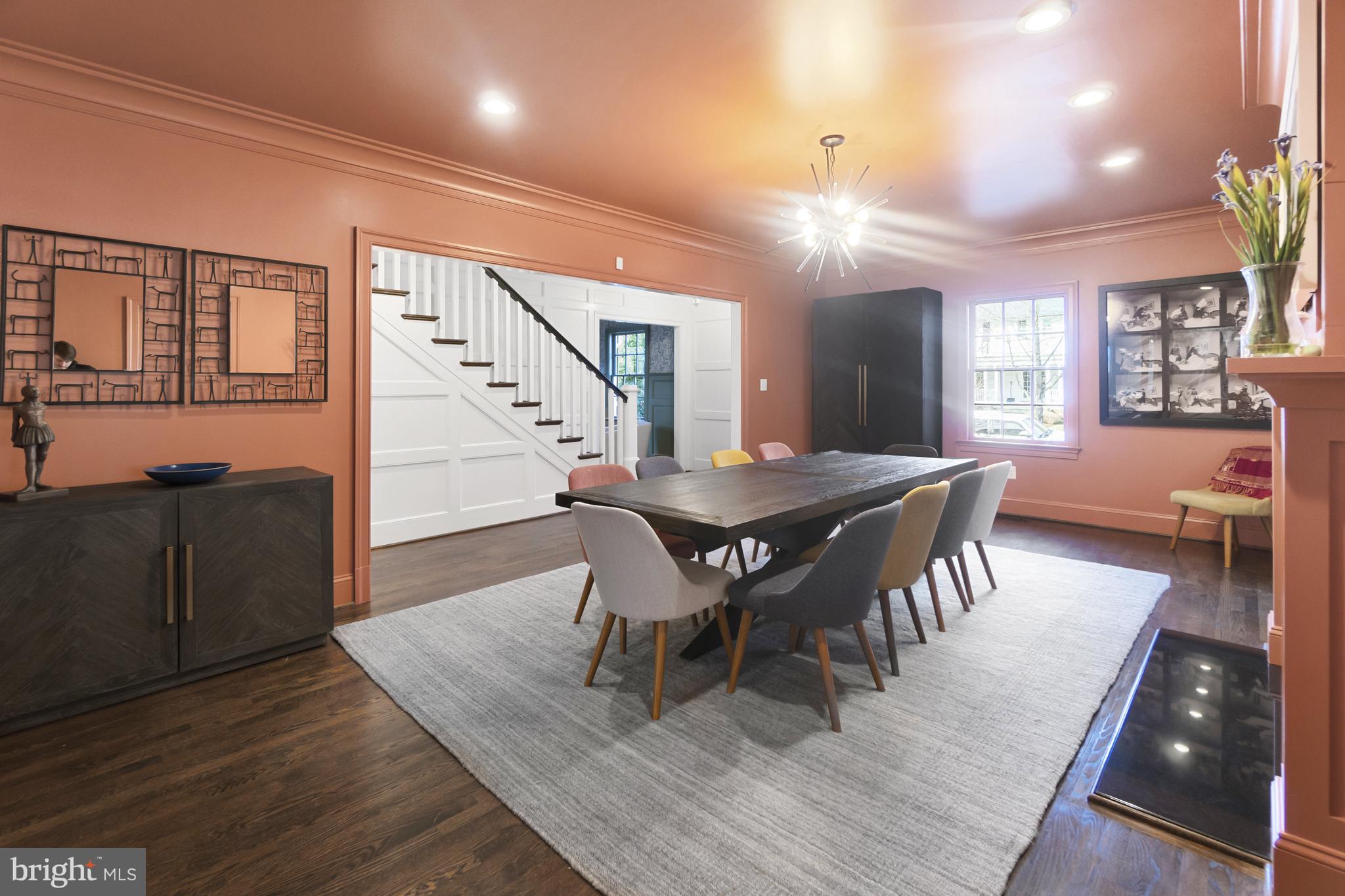 CHEVY CHASE VILLAGE - Residential