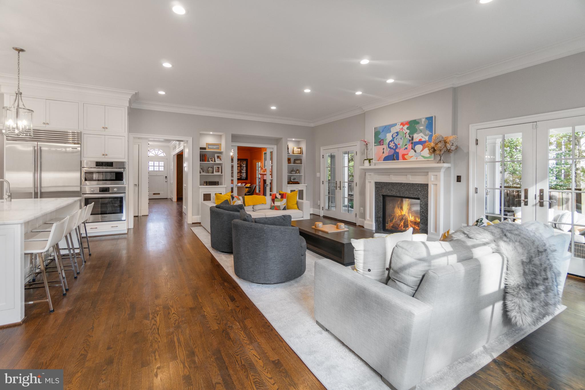 CHEVY CHASE VILLAGE - Residential