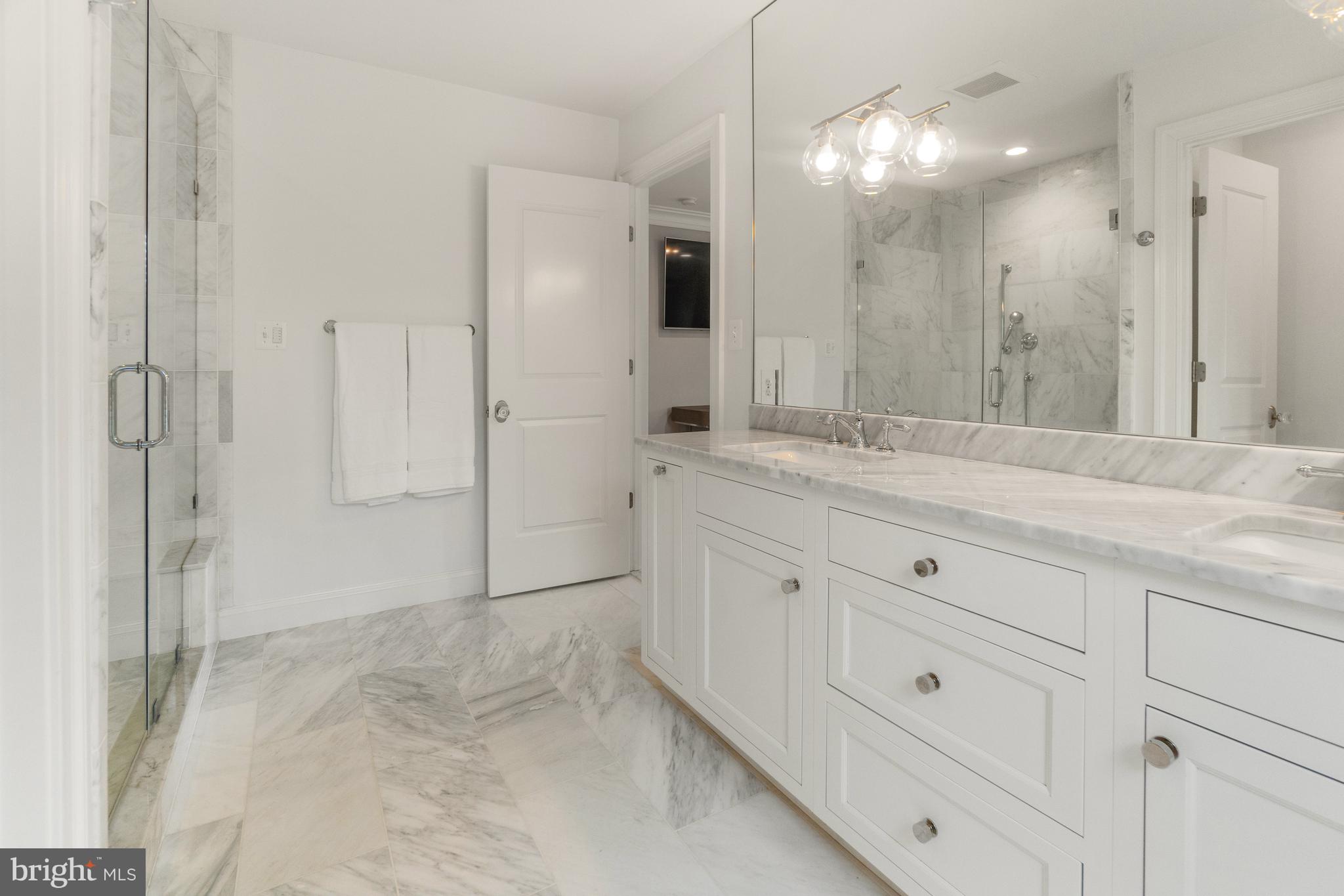 CHEVY CHASE VILLAGE - Residential