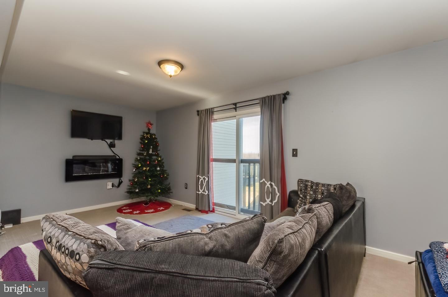 MANOR PARK - Residential