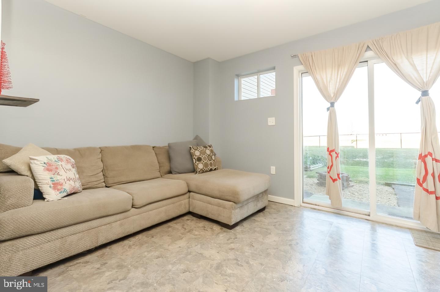 MANOR PARK - Residential