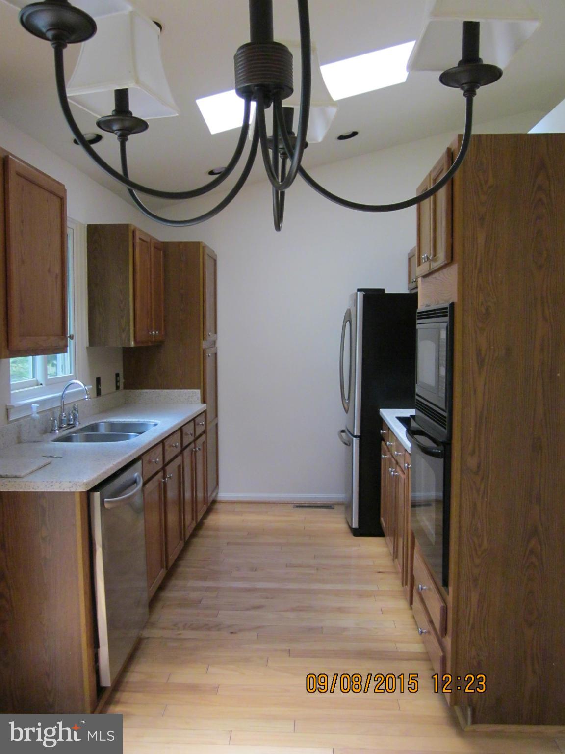 LITTLE WHIM - Residential Lease